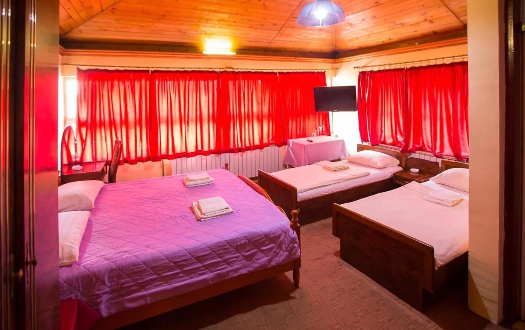 Triple Room photo 2