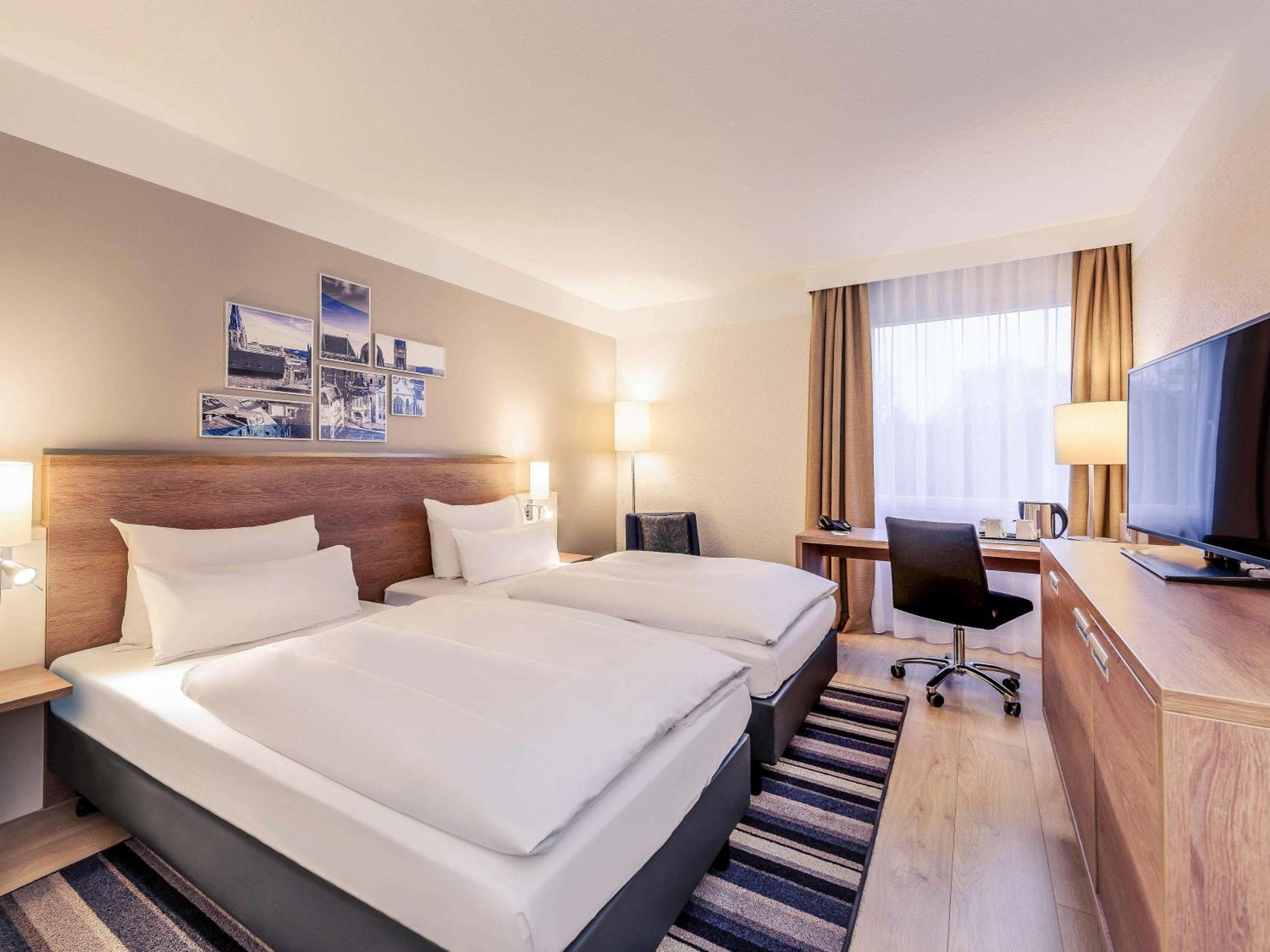 Standard Twin Room - Photo 2