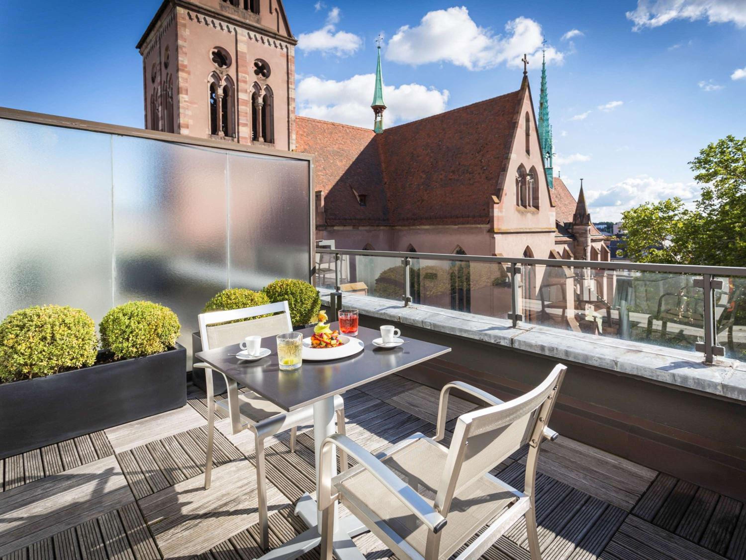 Opera Suite with Terrace and View thumbnail 5