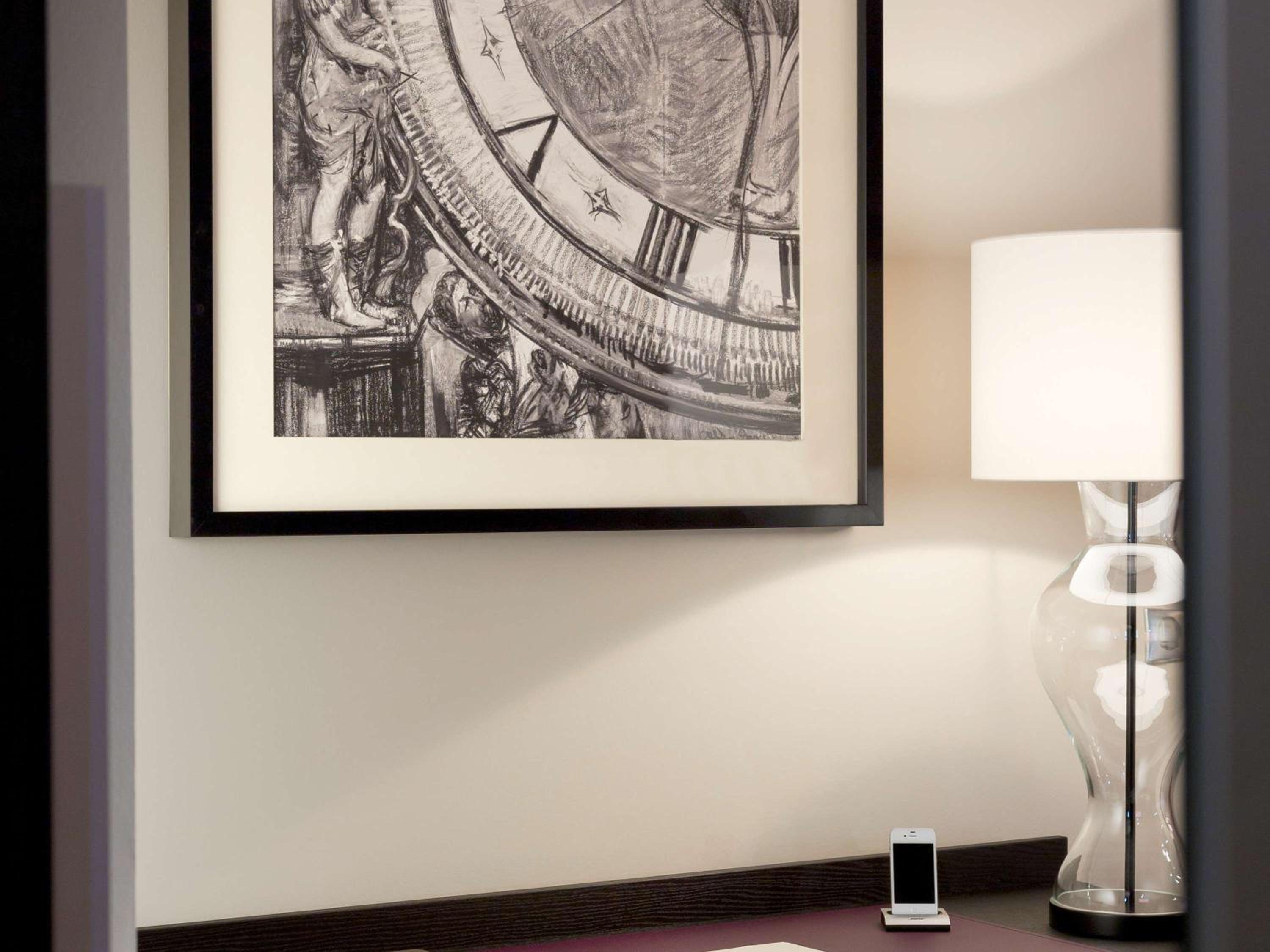 Junior King Suite with Lounge Area - Photo 3