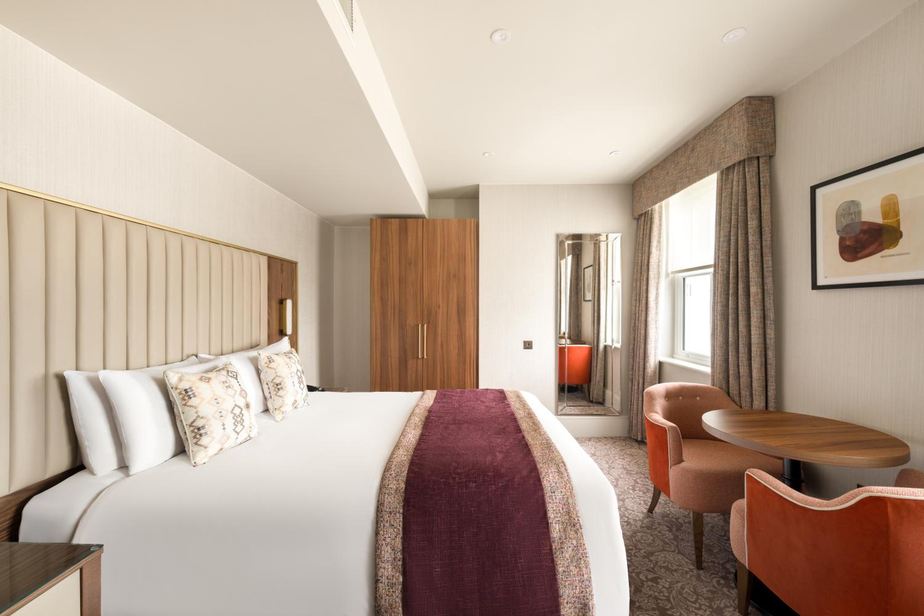 Standard Queen Room - Photo 1
