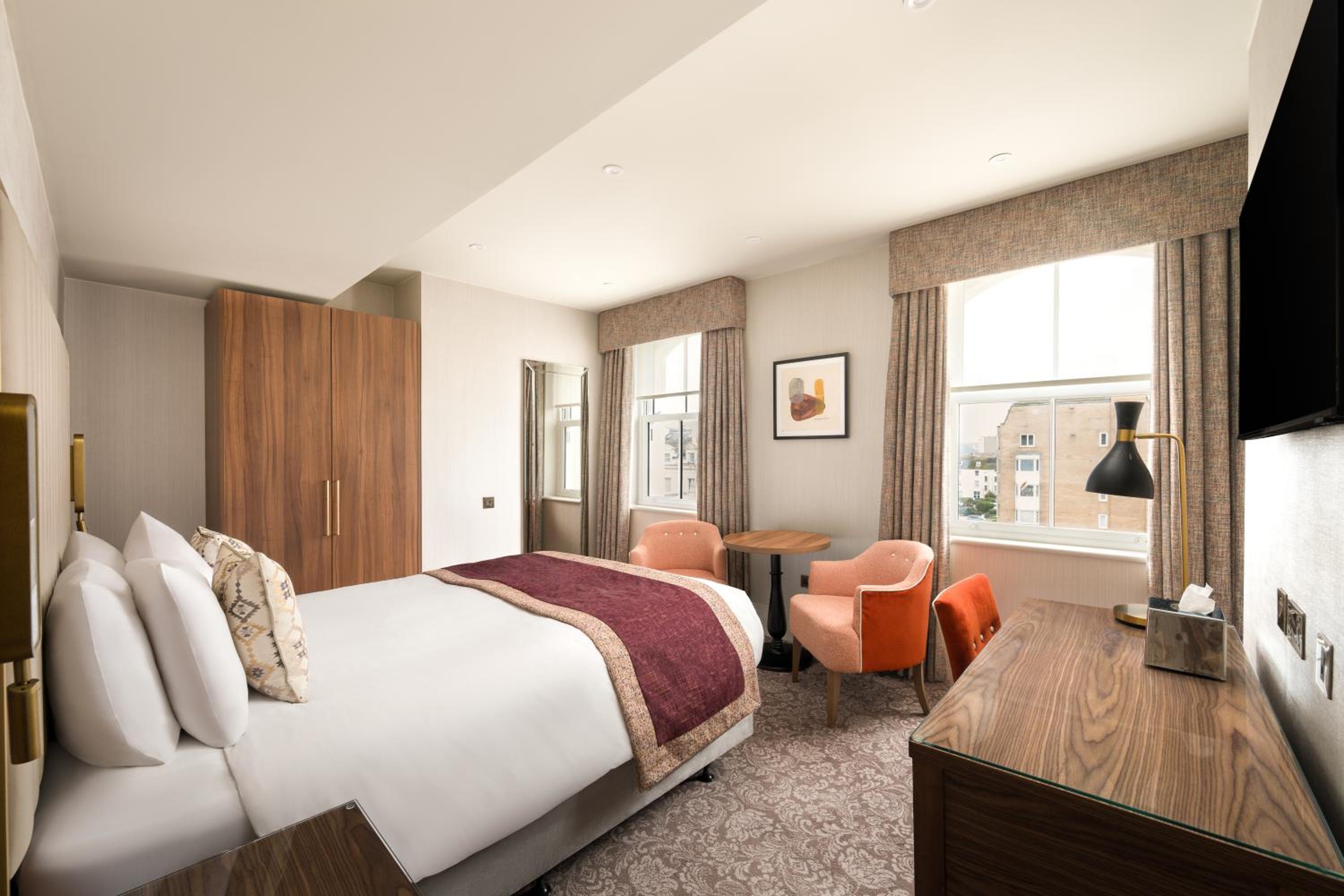 Standard Queen Room - Photo 2