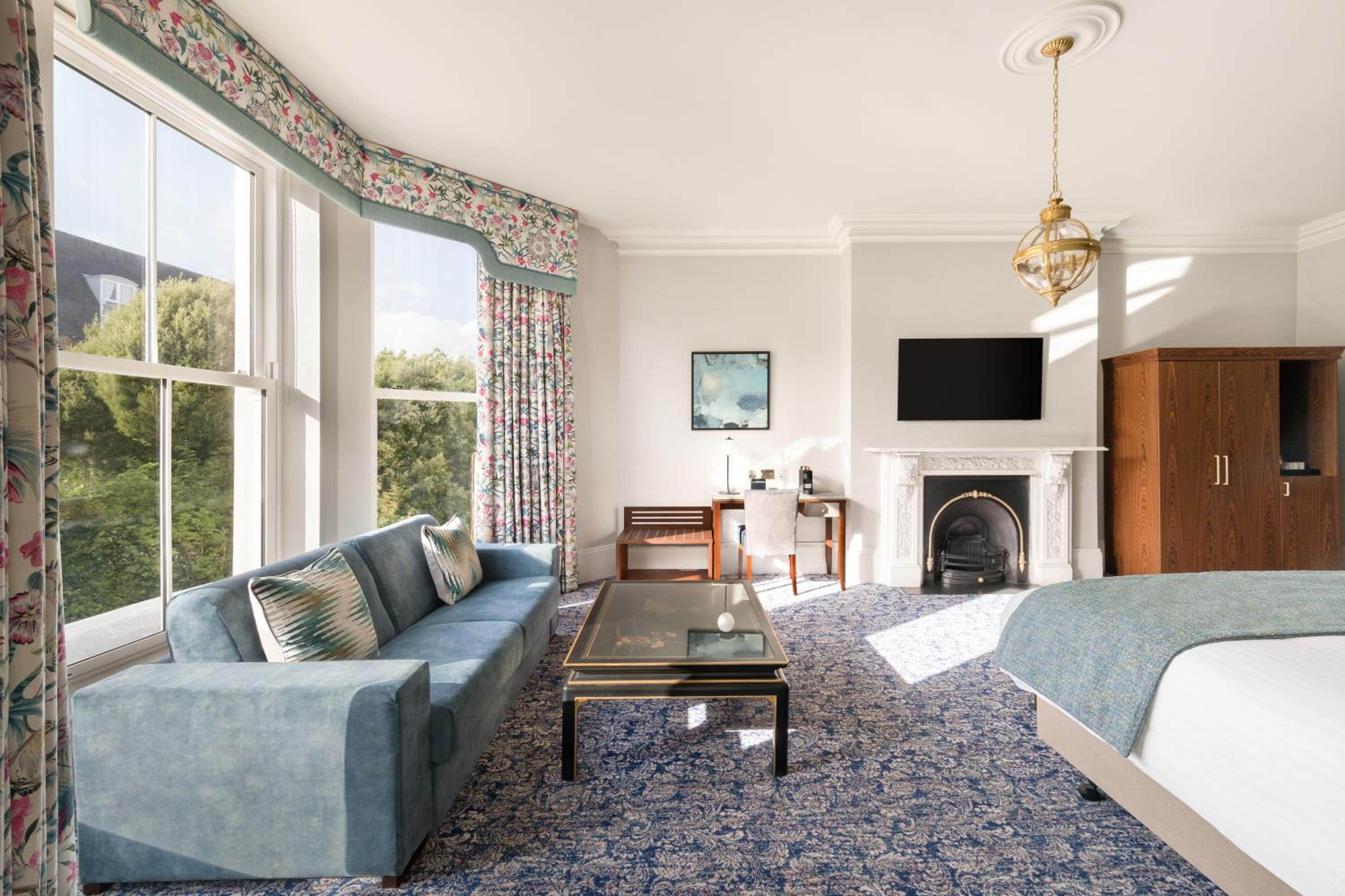 King Suite - Photo 2