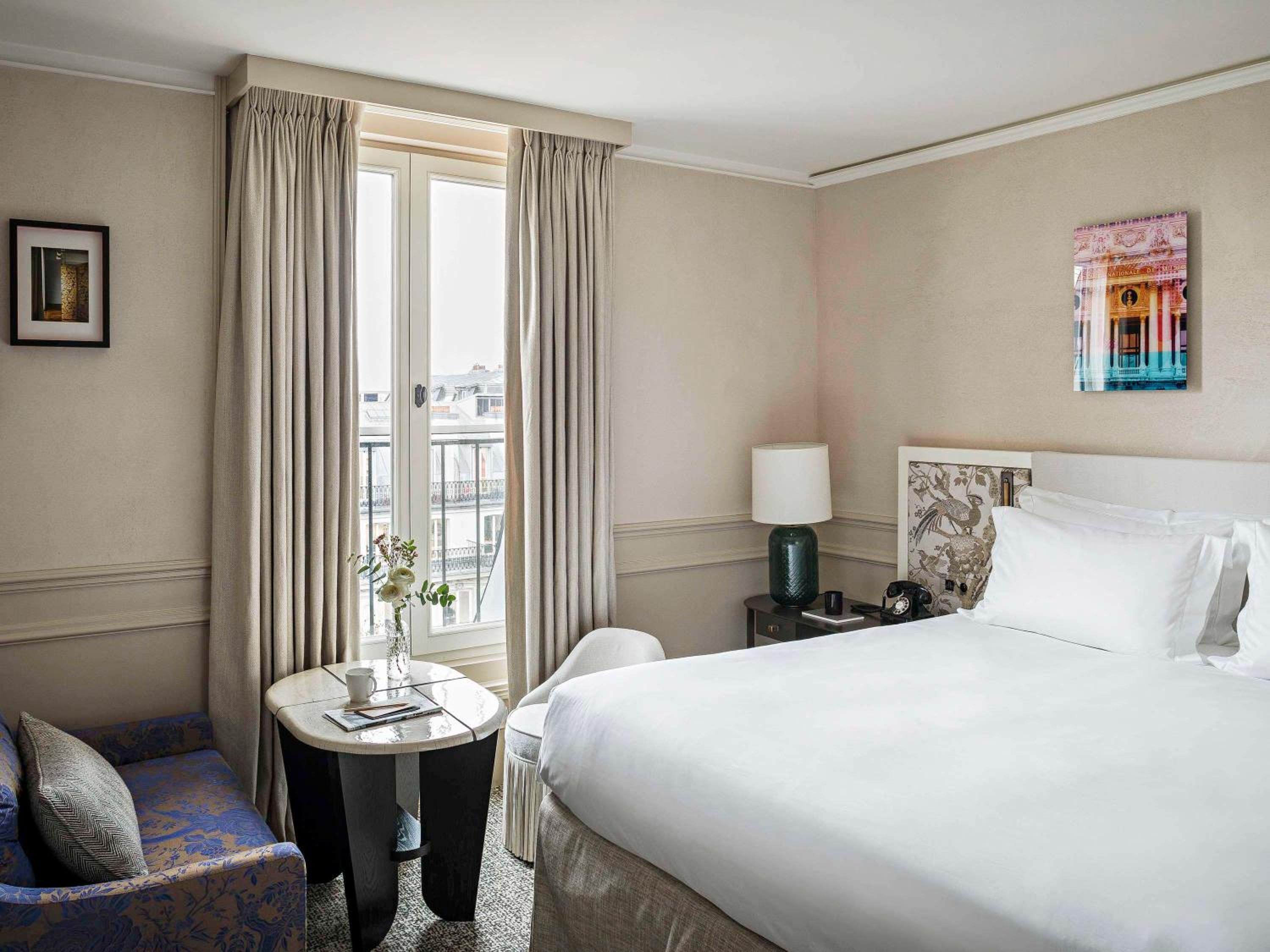 Chambre Supérieure avec 1 Lit Queen-Size – Vue sur Cour
