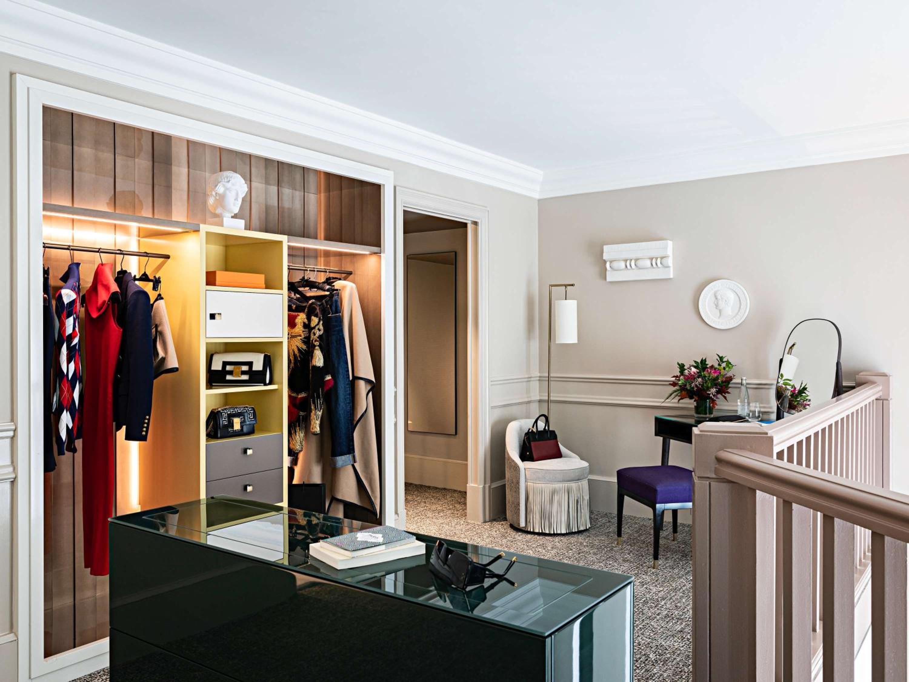 Opera Duplex King Suite with Living Room and Balcony photo 1