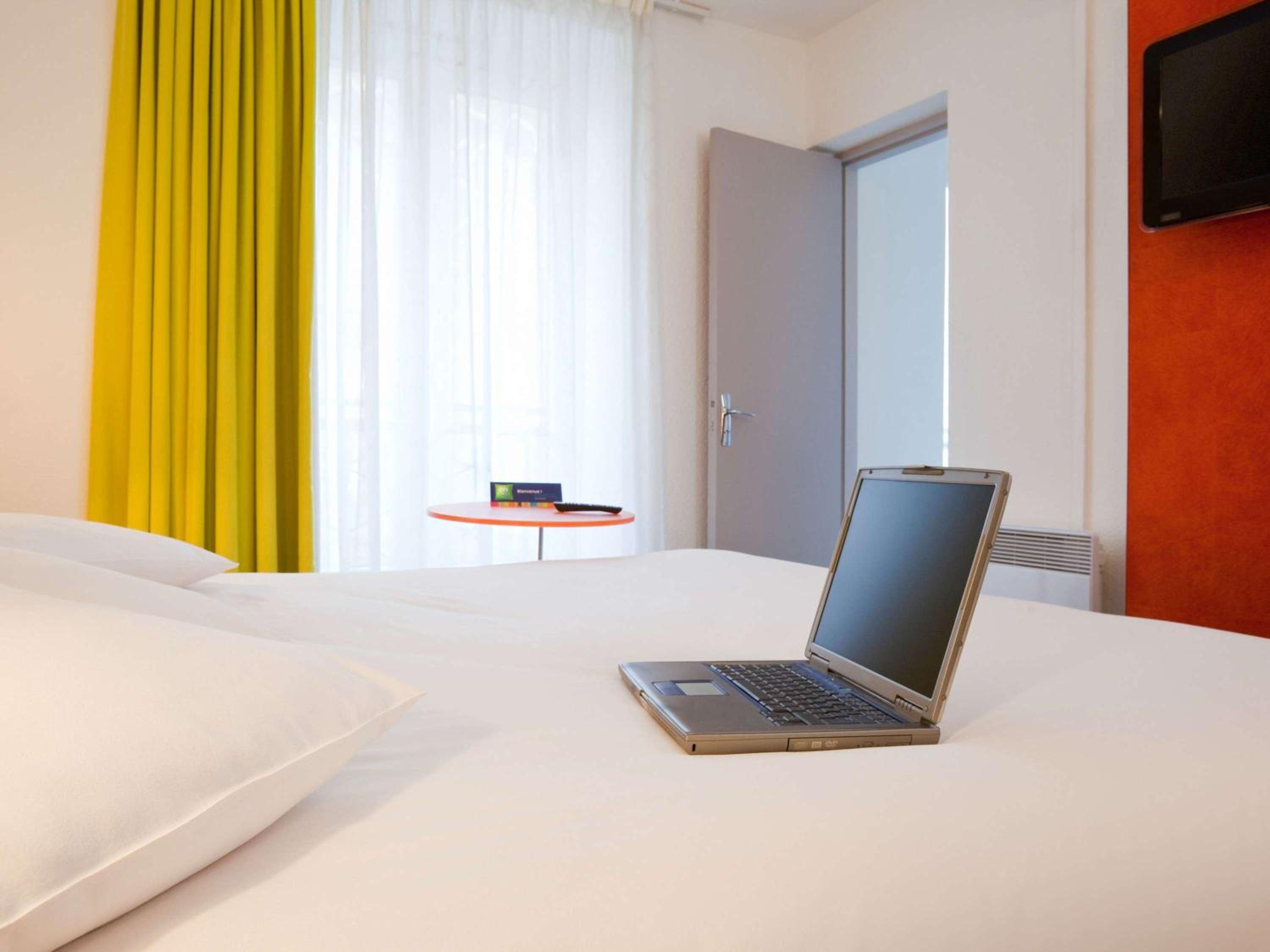 Standard Twin Room photo 3