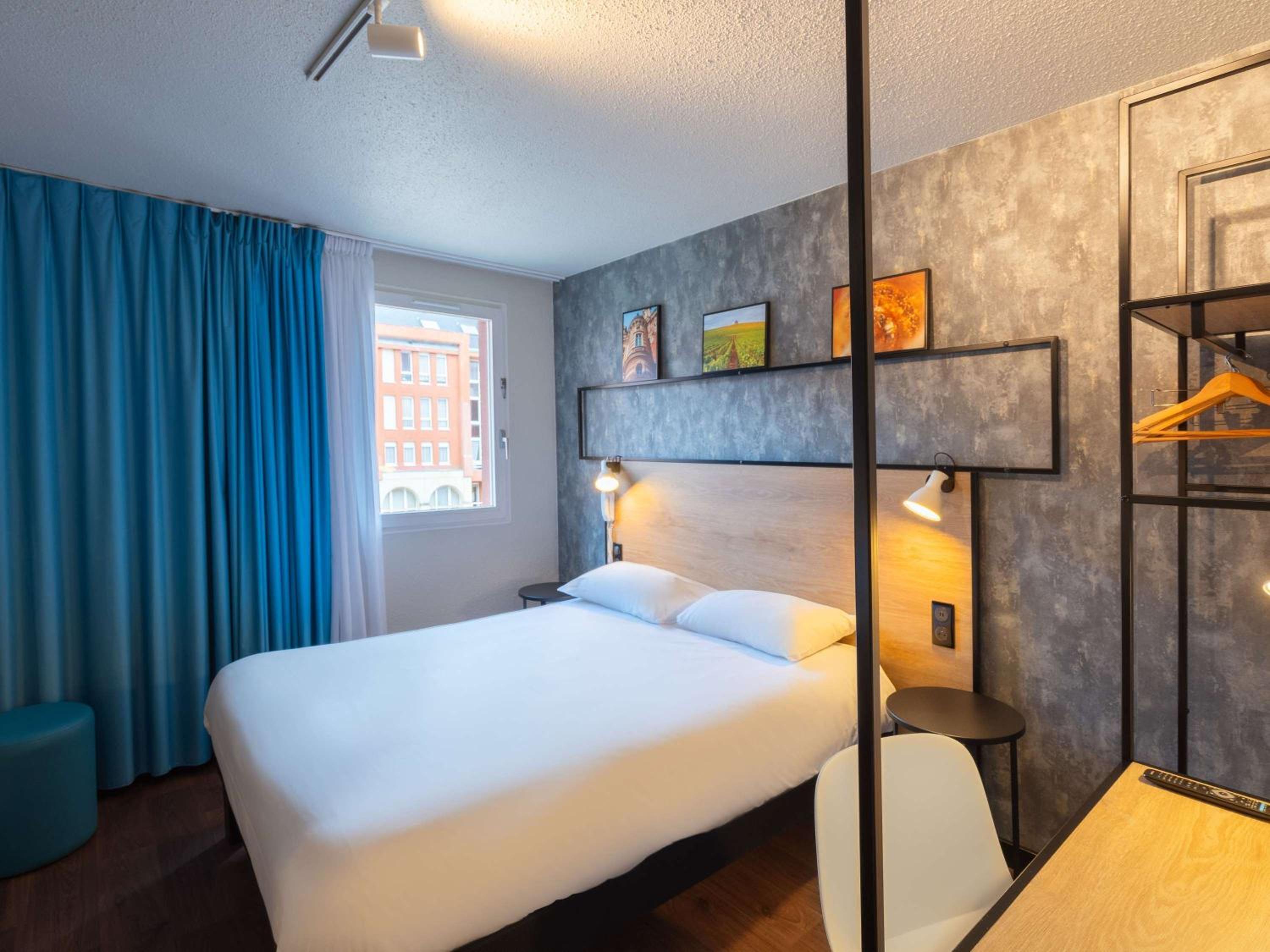 Standard Room - Photo 11