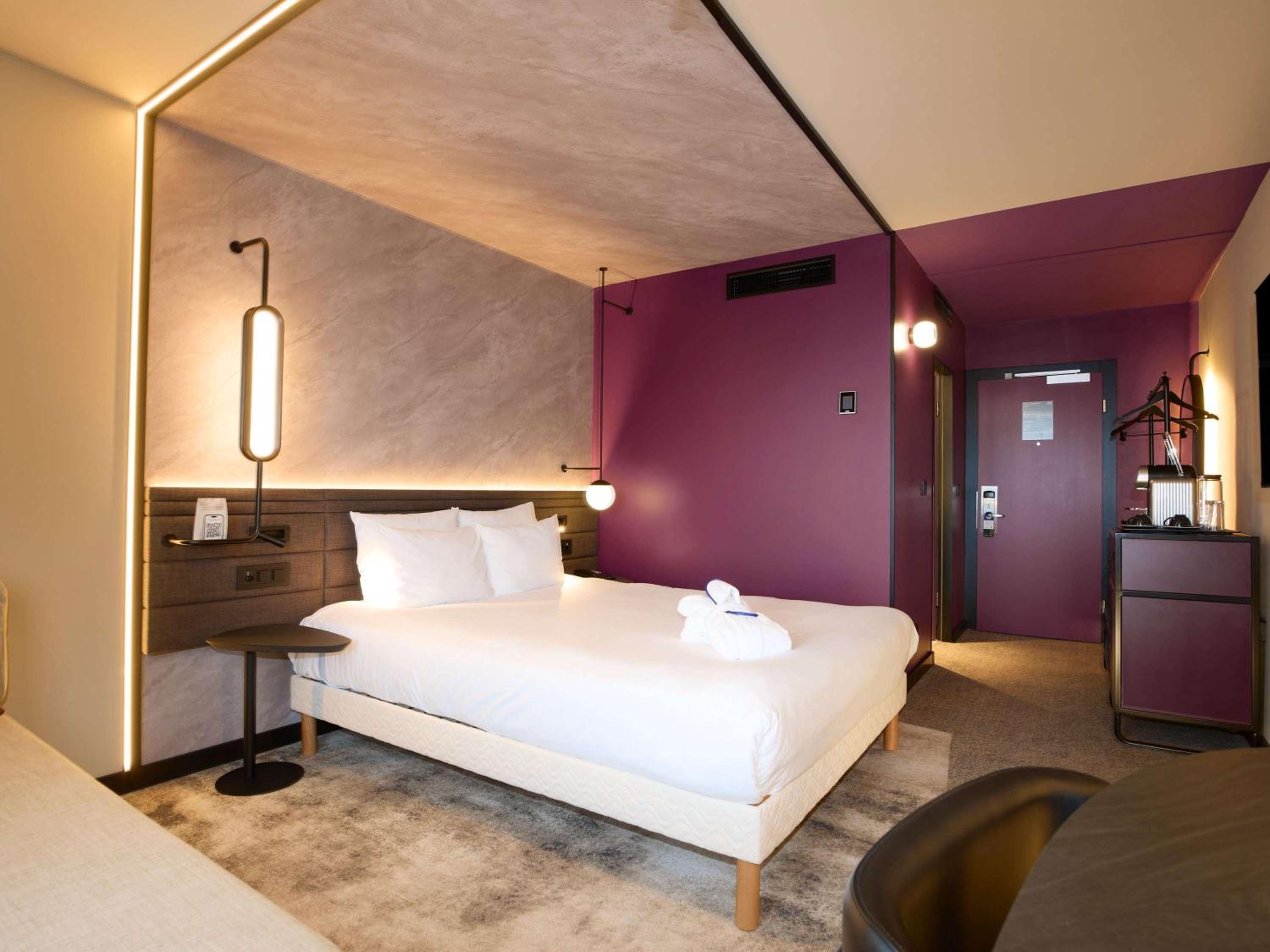 Executive Double Room with Sofa Bed - Photo 1