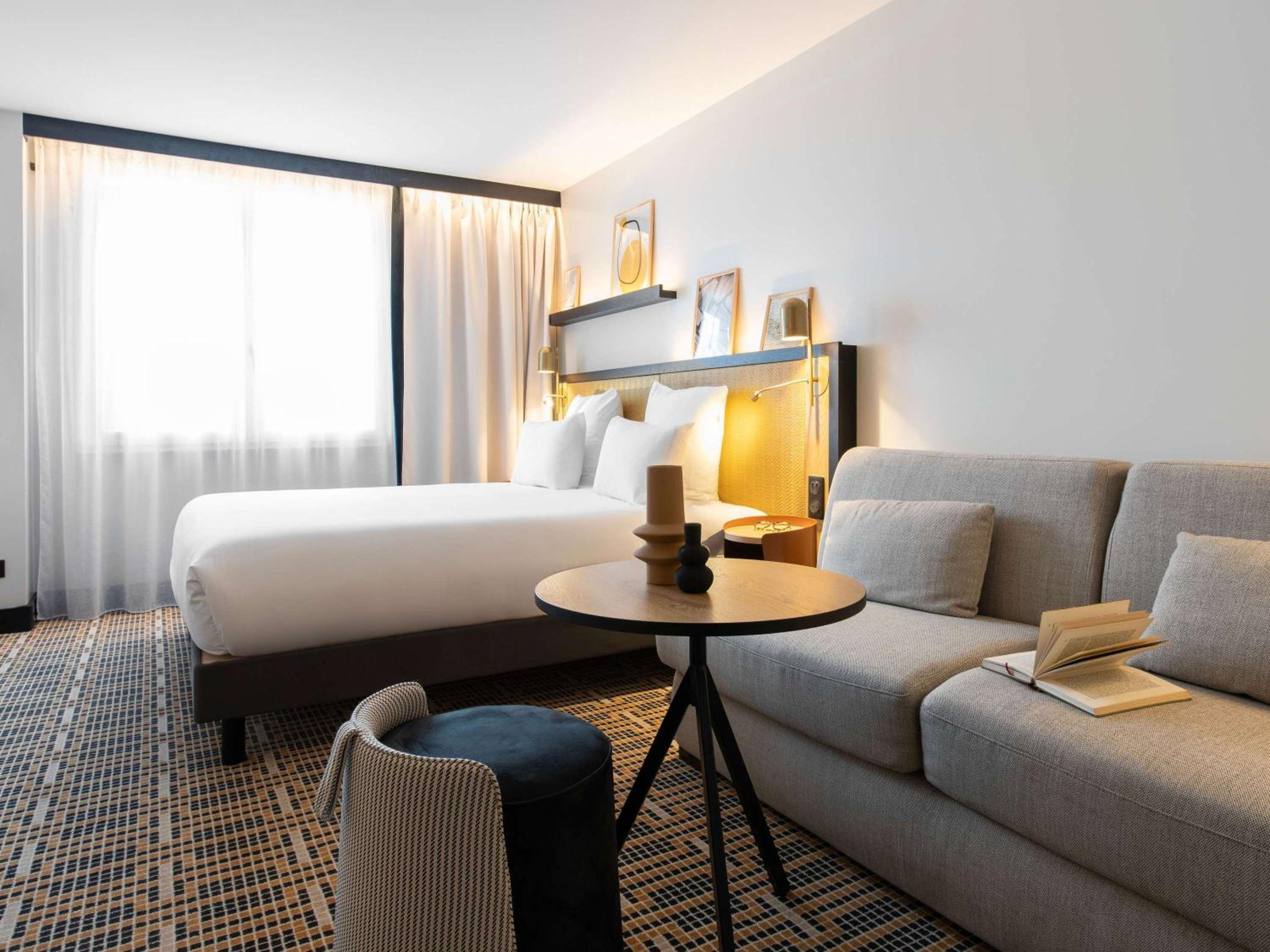 Quadruple Classic Room thumbnail 5