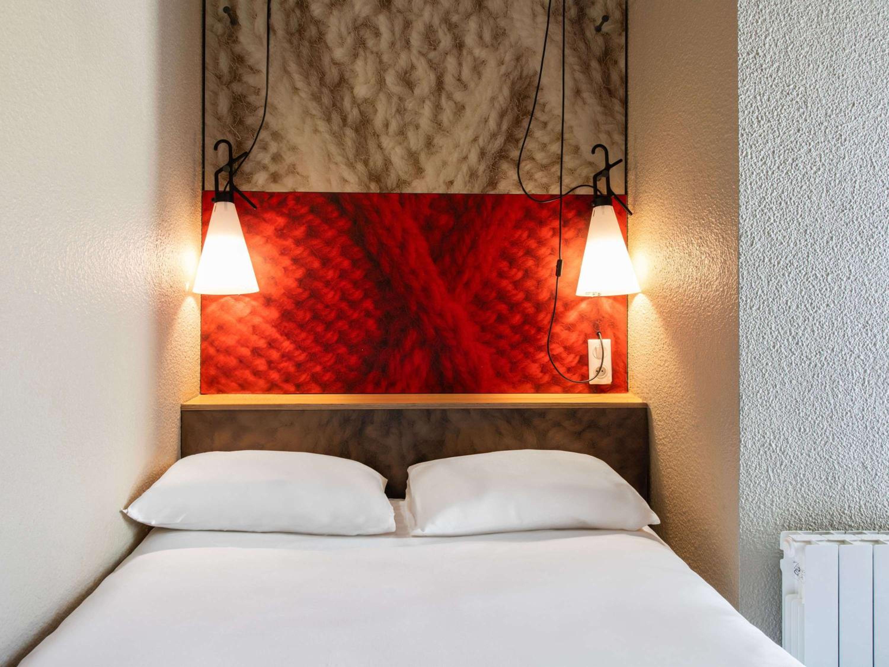Standard Single Room - Photo 6