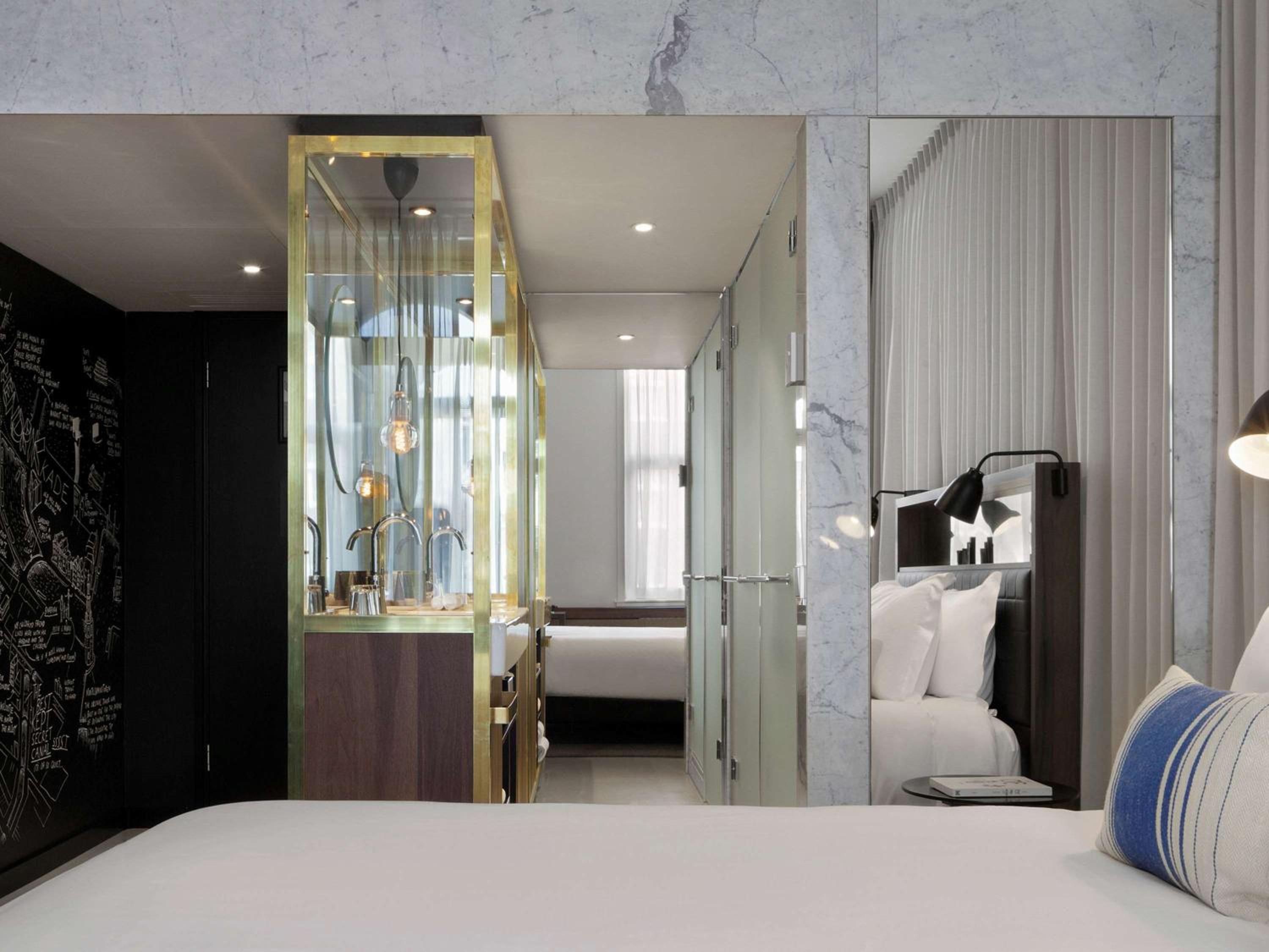 Superior King Room photo 1