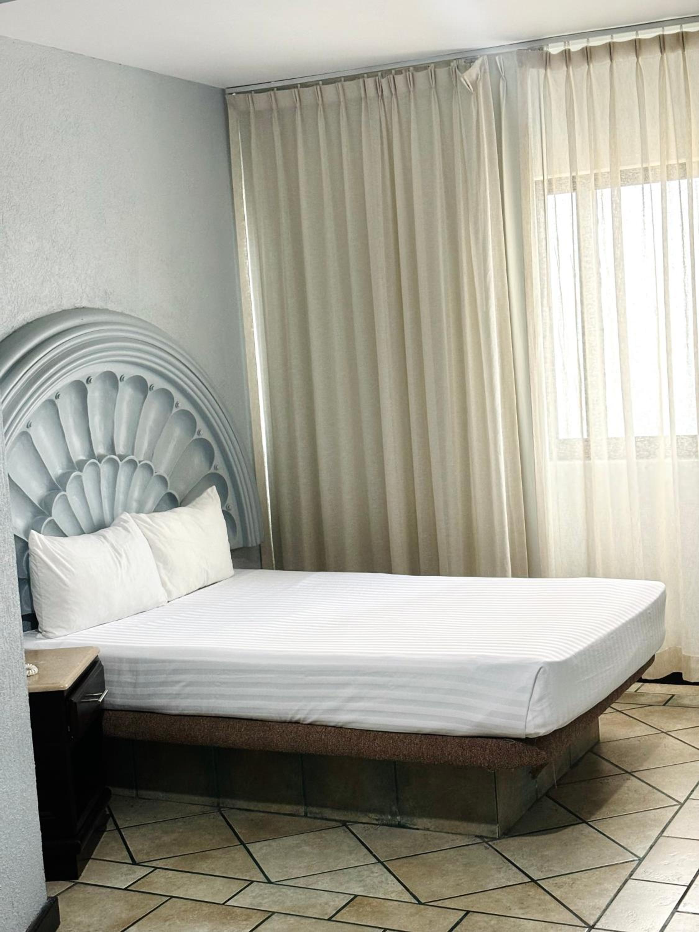 Junior Suite with Balcony