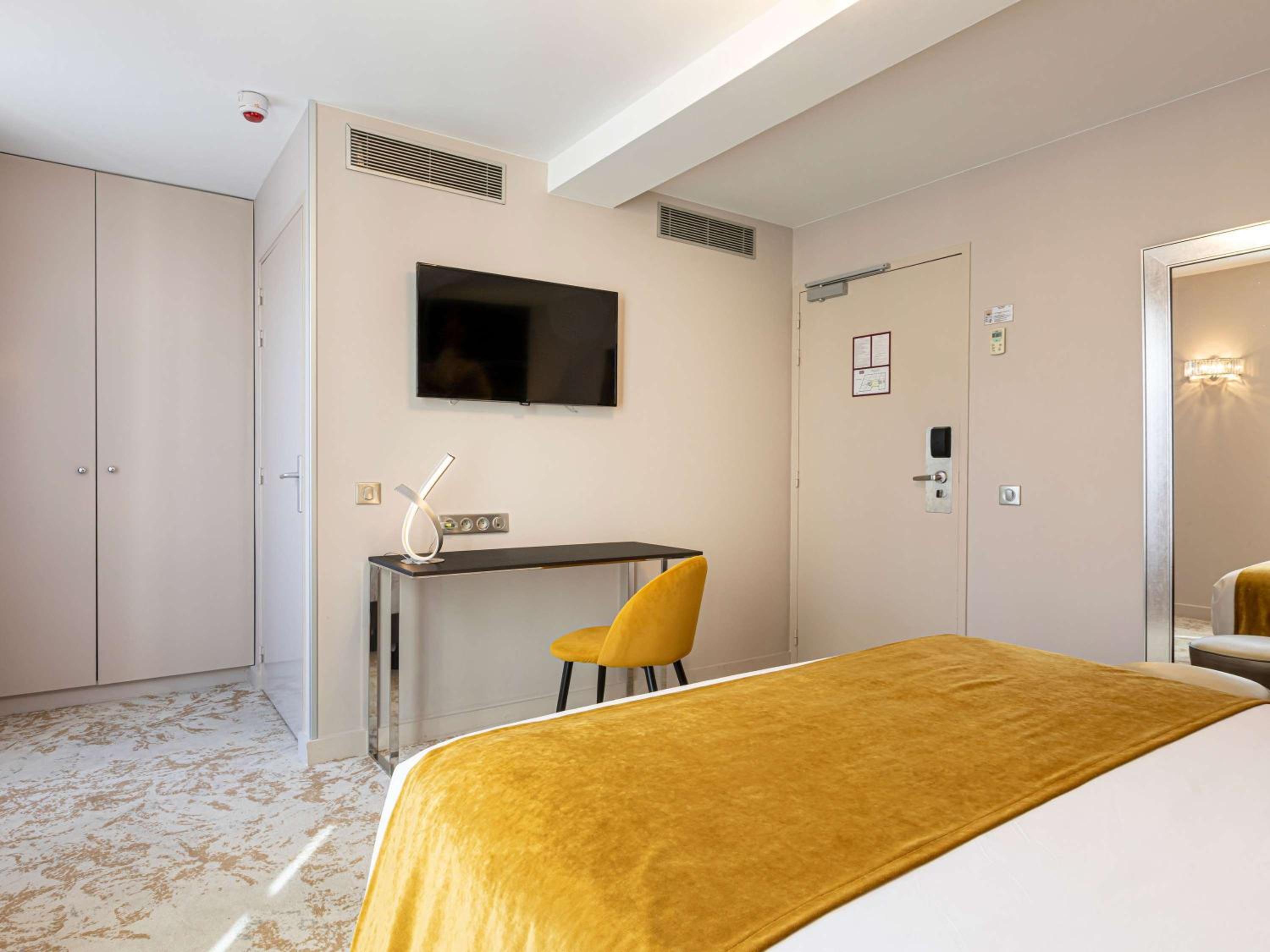 Accessible Classic Room with One Double Bed