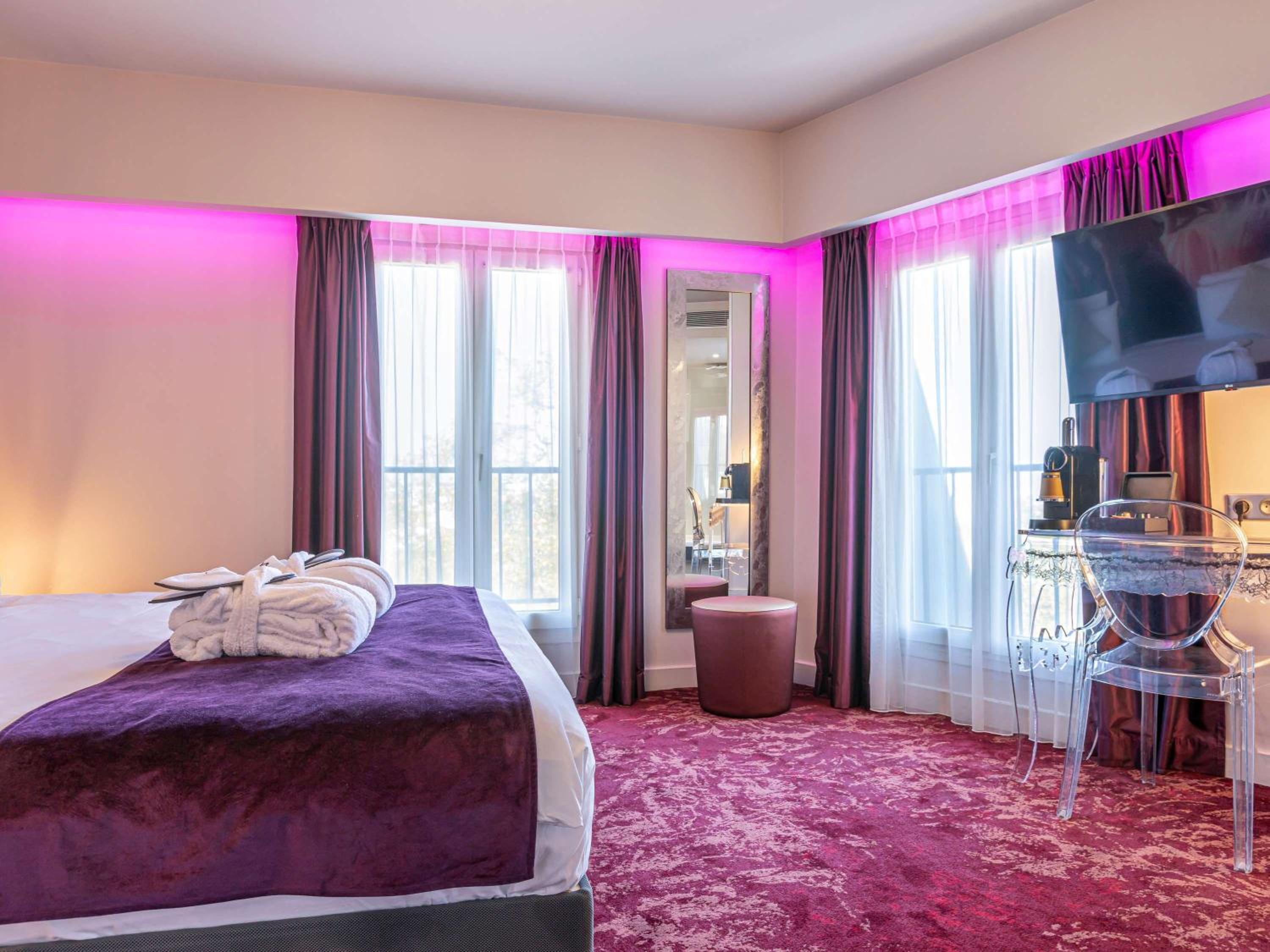 Privilege Room with One Double Bed and View