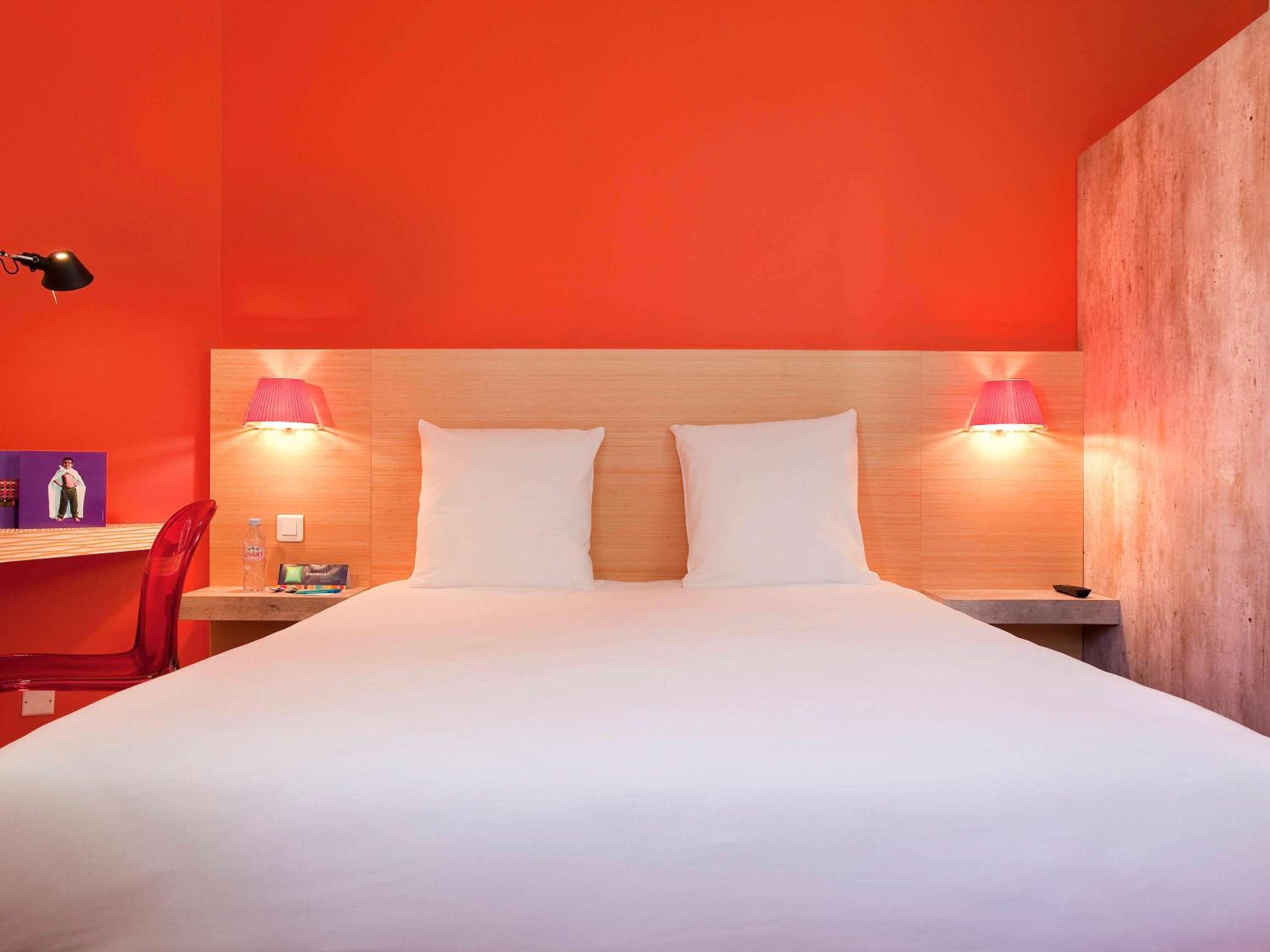 Single Room with Single Bed