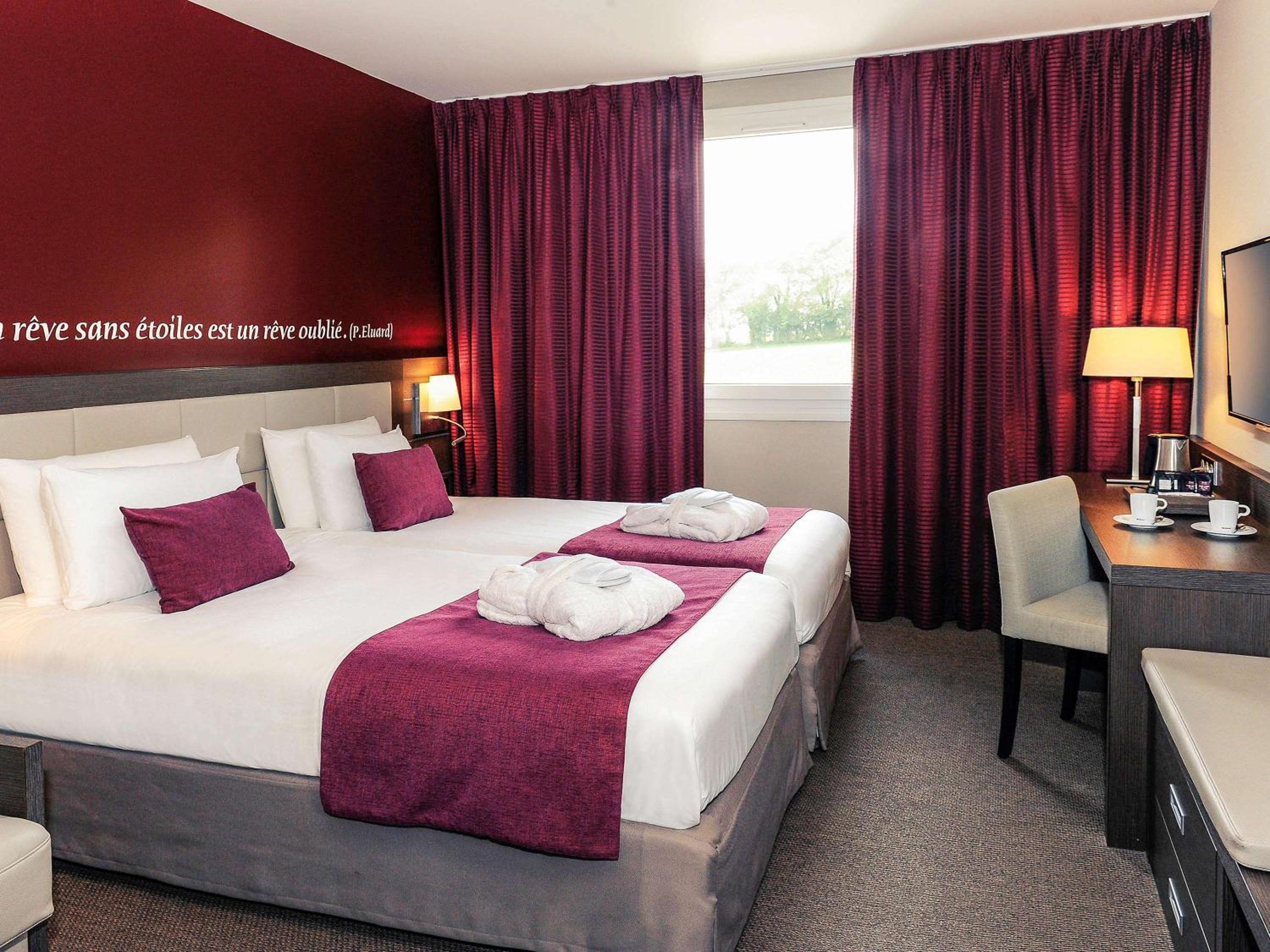 Superior Twin Room with Sofa Bed