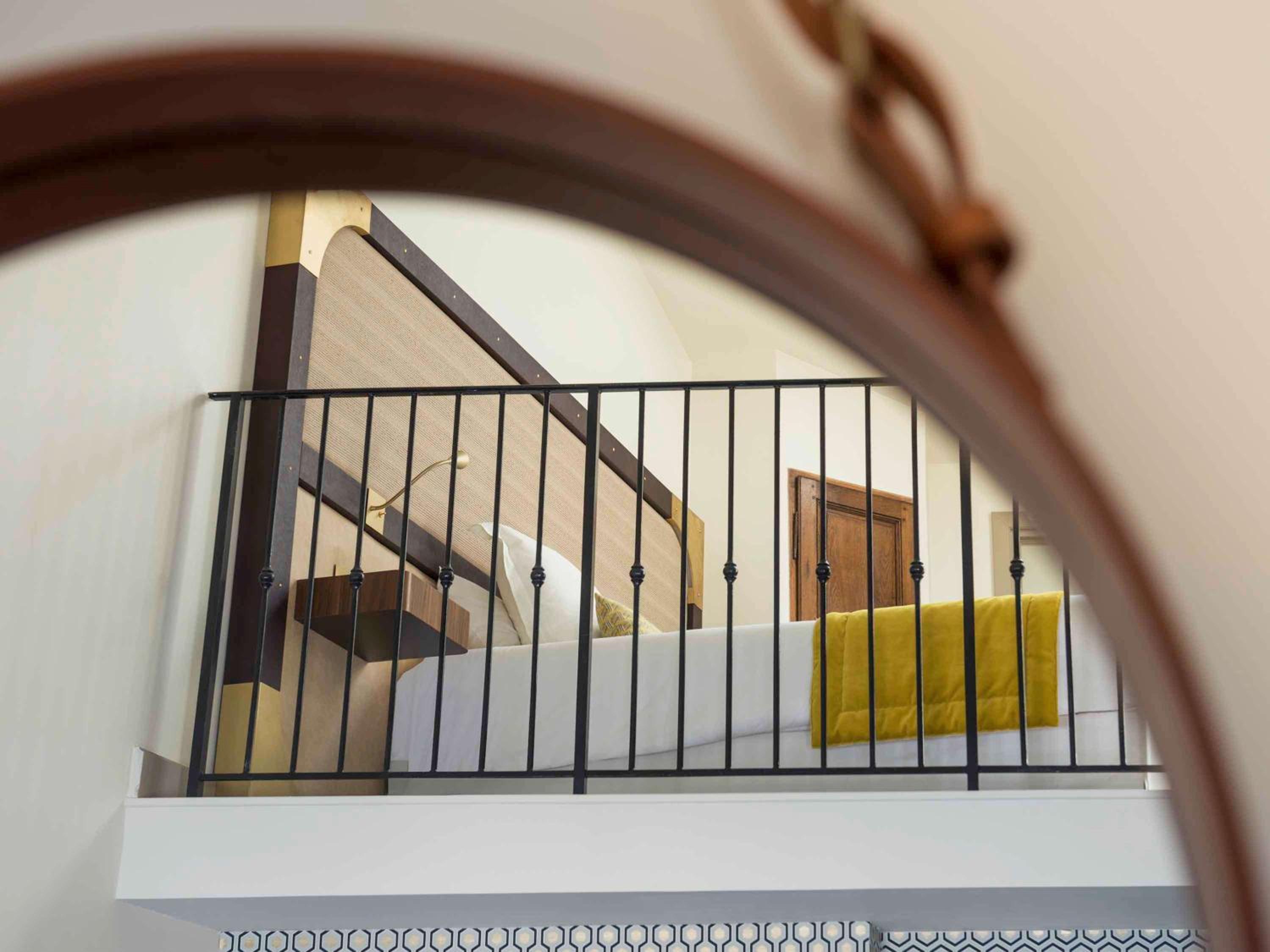 Duplex Suite with Balcony and Old Port View - Photo 7