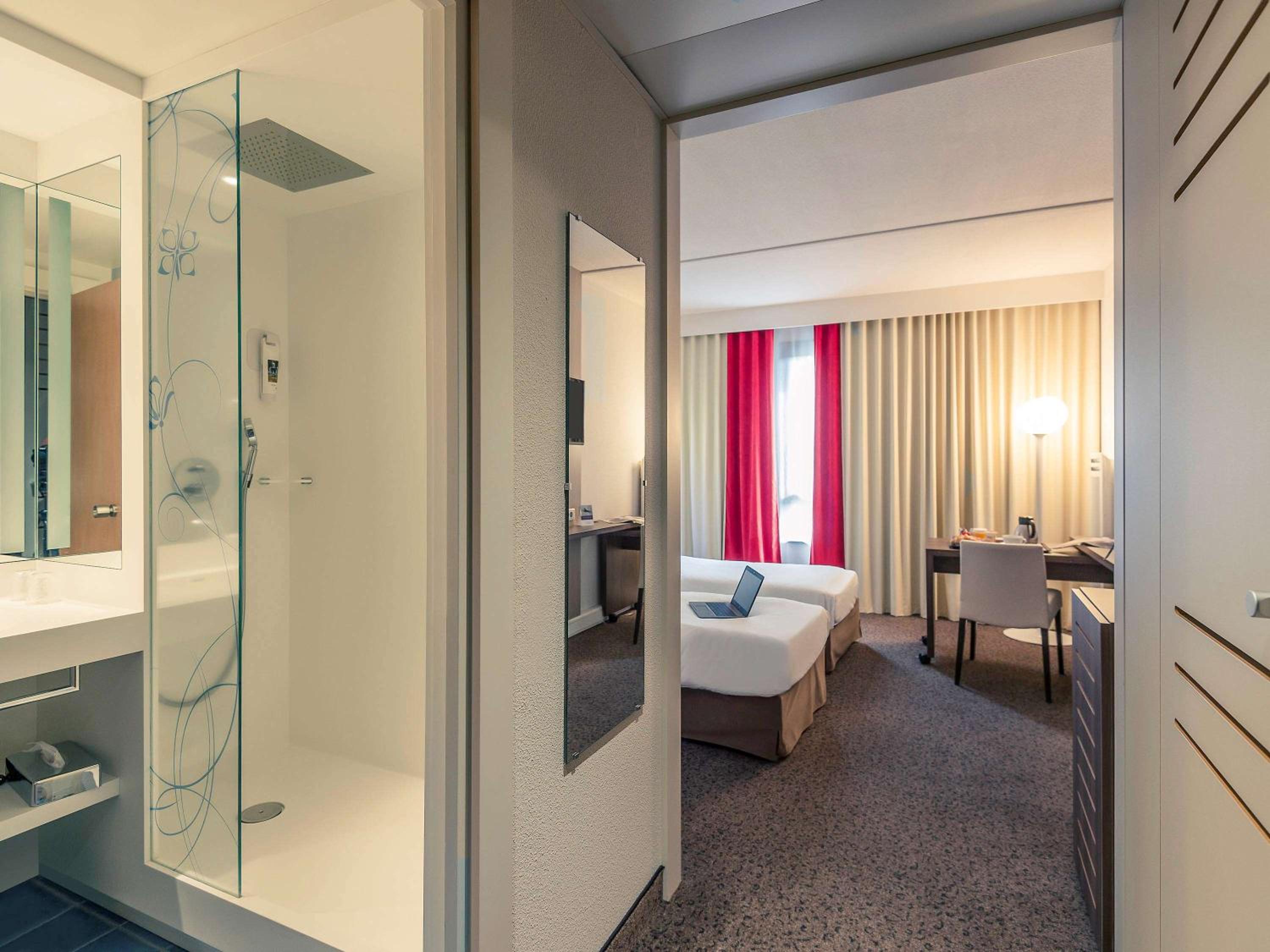 Standard Double Room - Photo 2