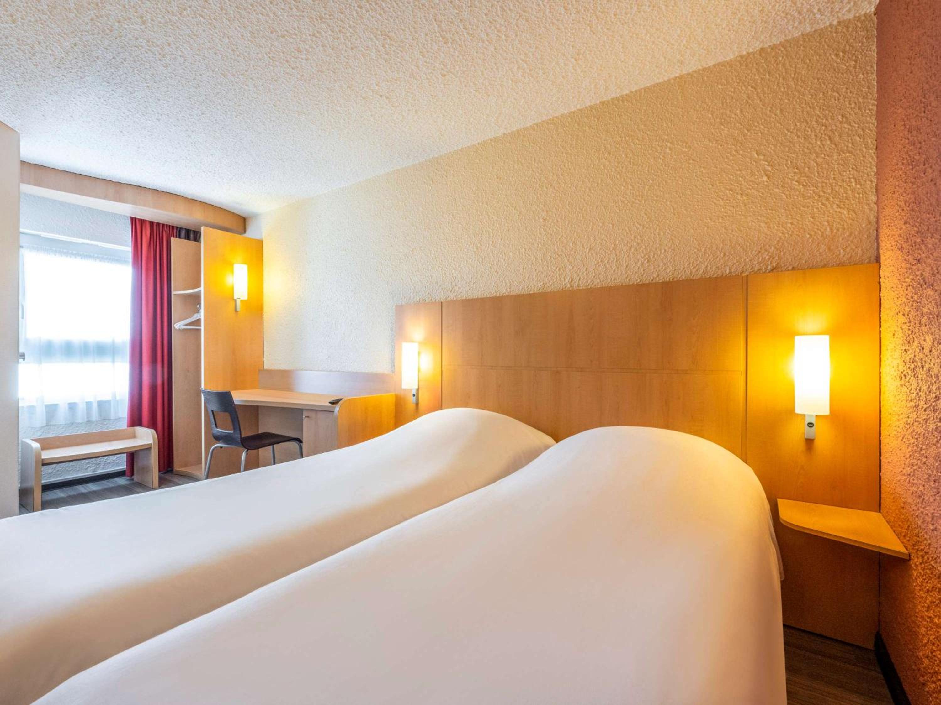 Classic Twin Room - Photo 1