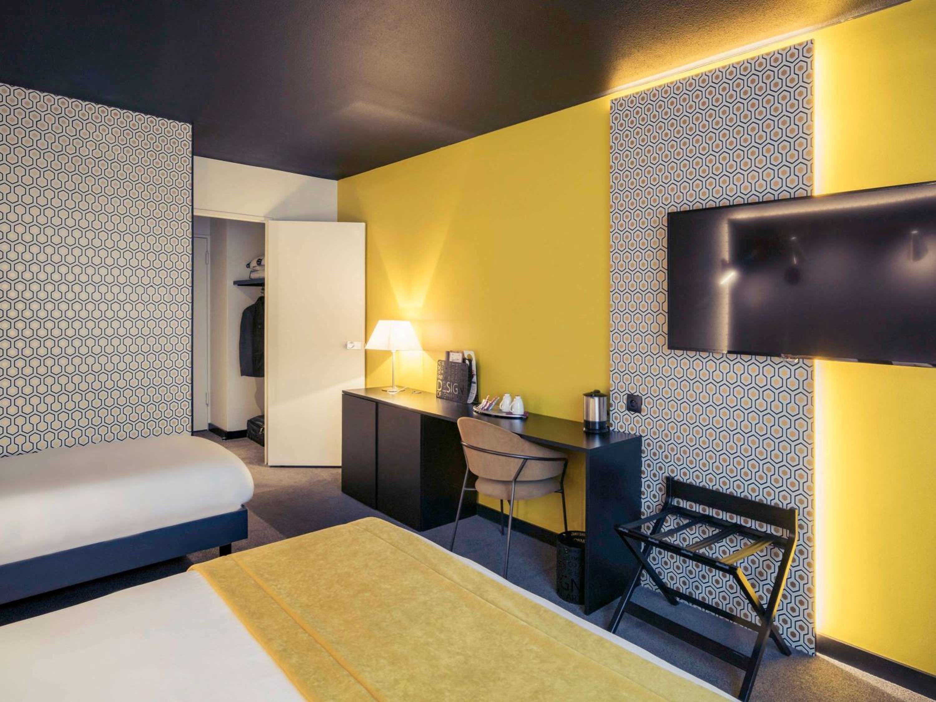 Family Superior Room with One Double Bed and One Single Bed