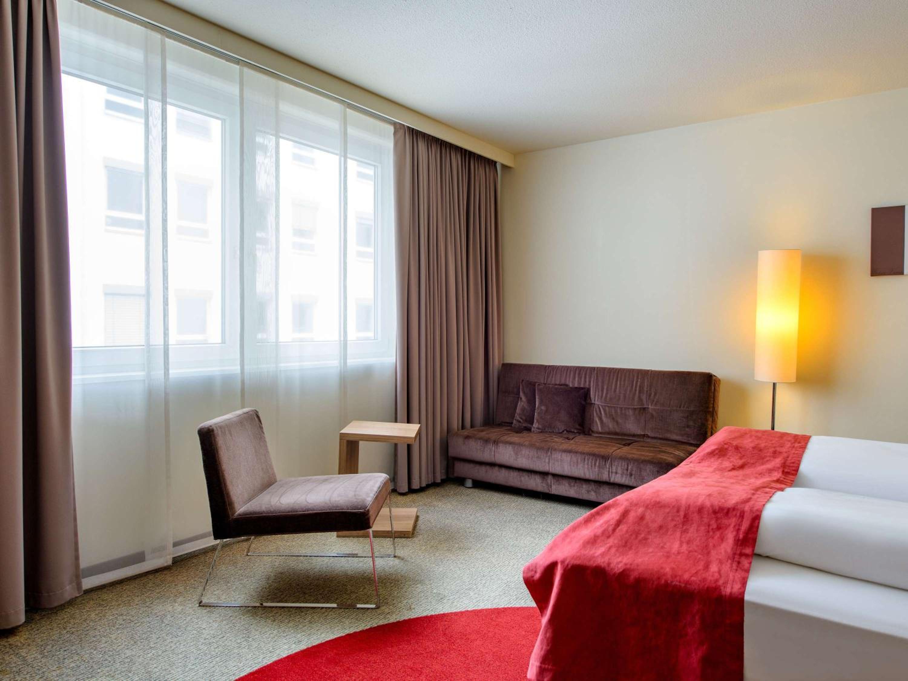 Privilege King Room with Sofa Bed - Photo 13
