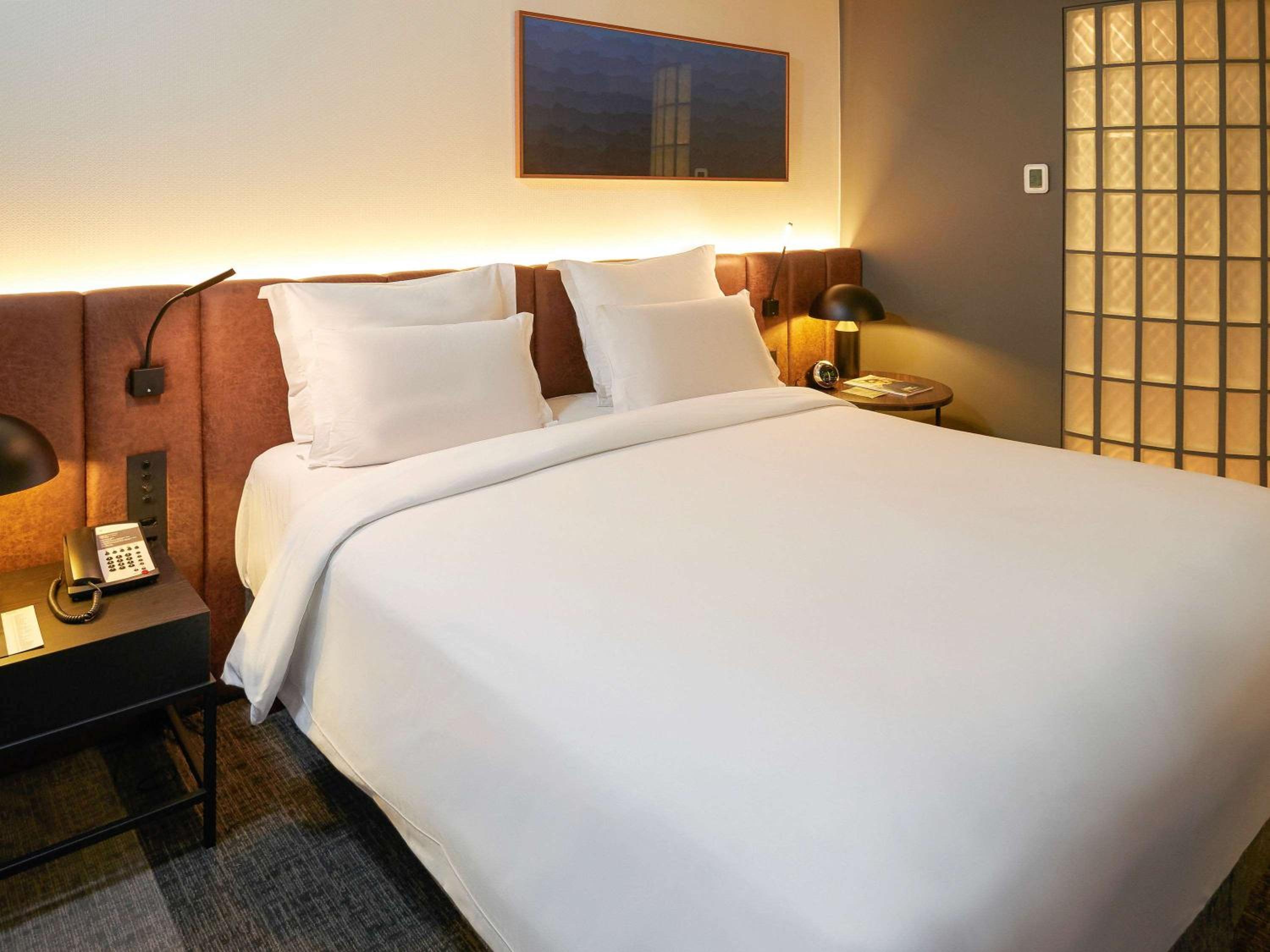 Premium Deluxe Queen Room