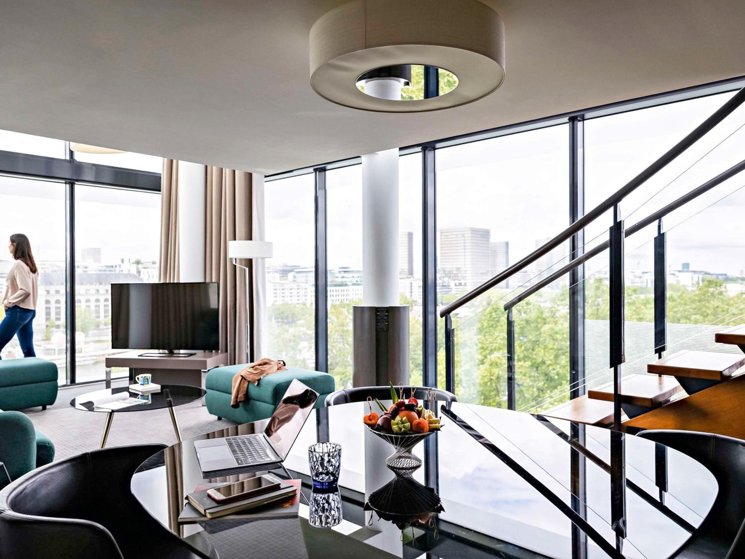 Presidential Suite with Two King Beds and One Double Sofa Bed - High Floor/Paris View