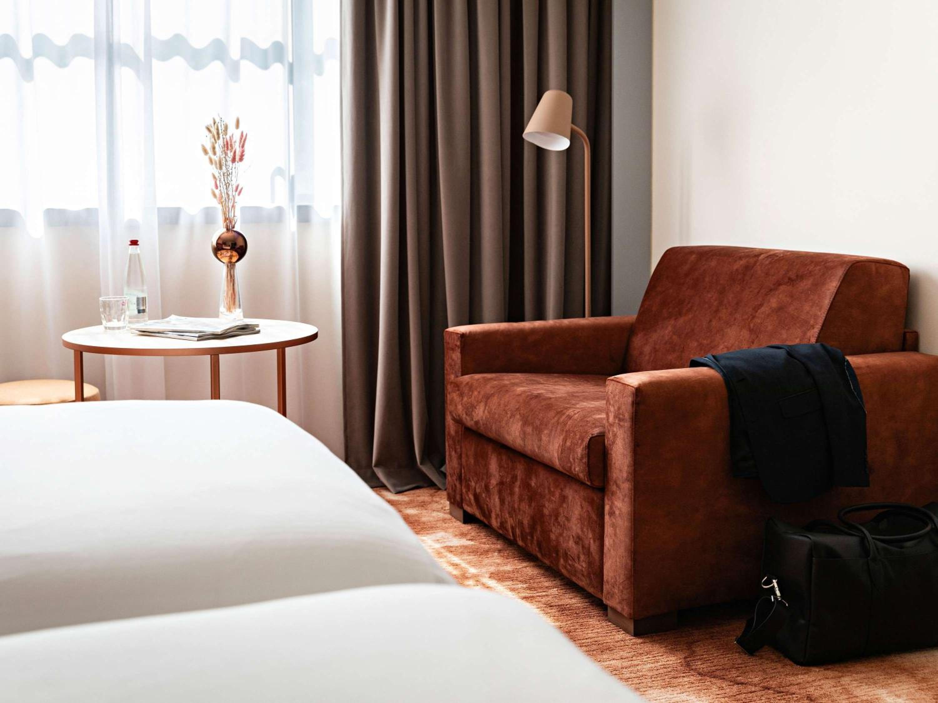 Superior Room With Two Single Beds And One Children Sofa