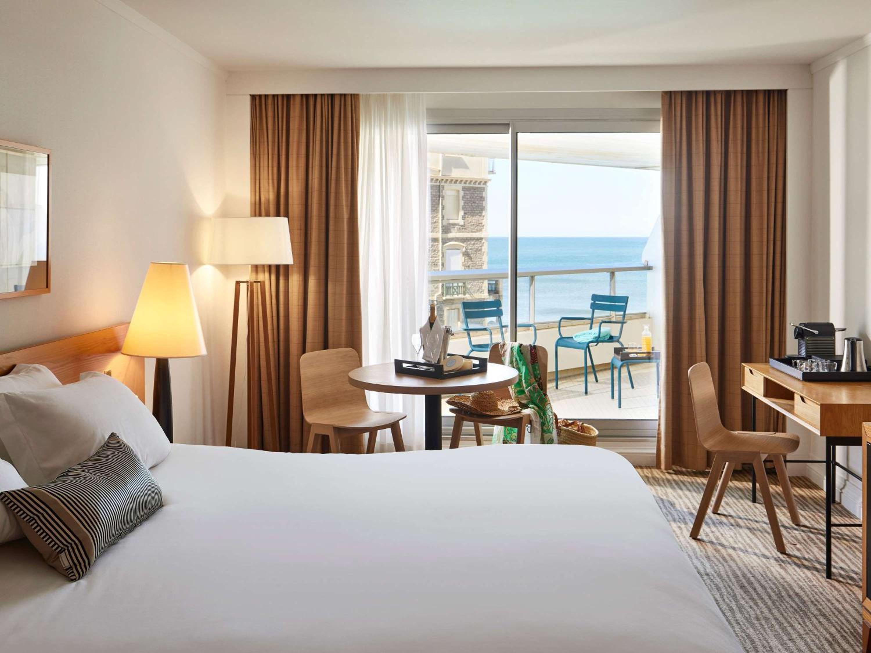 Deluxe Double Room with Sea View  - Photo 1
