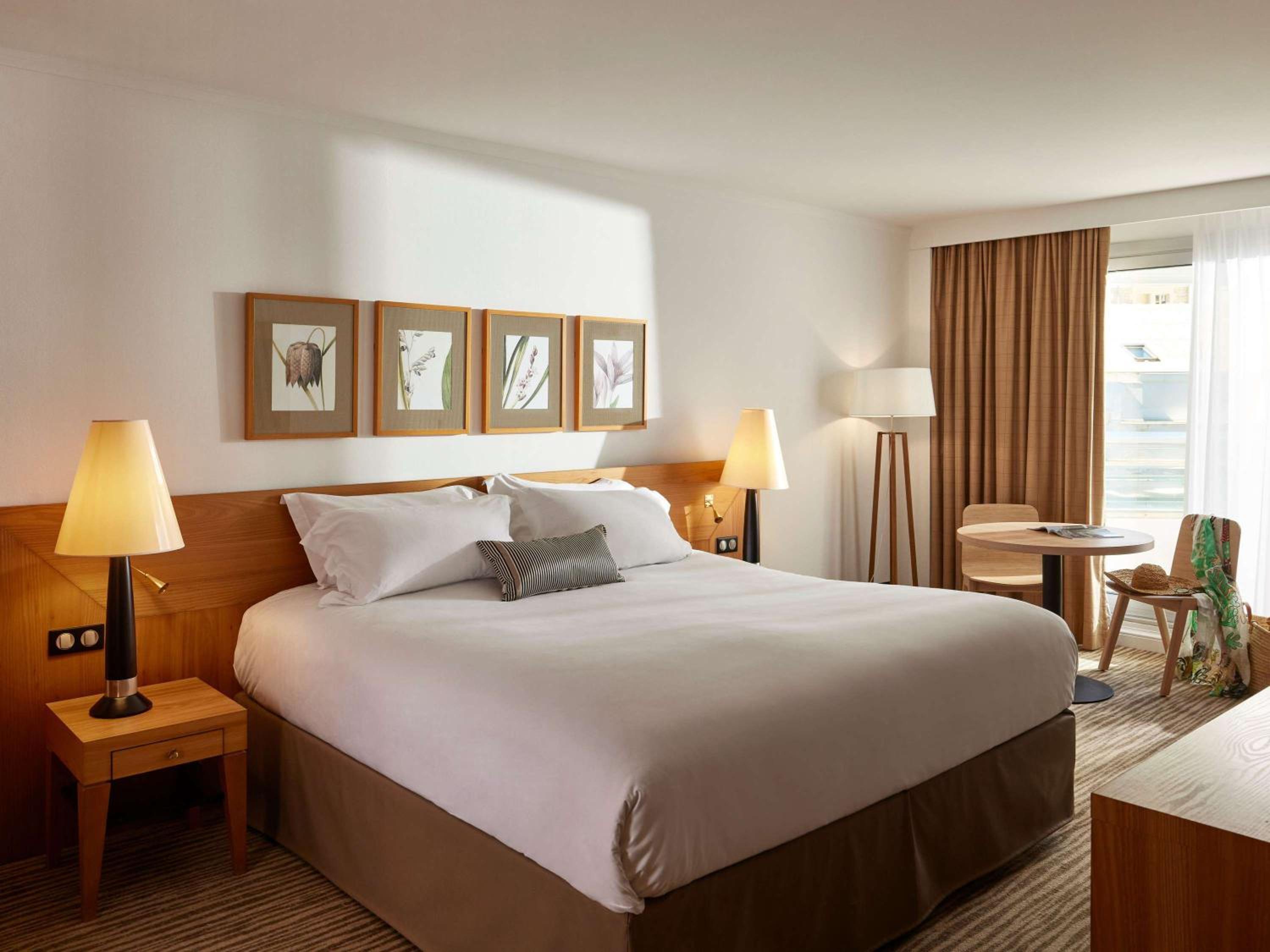 Superior Double Room with Partial Sea View  - Photo 3