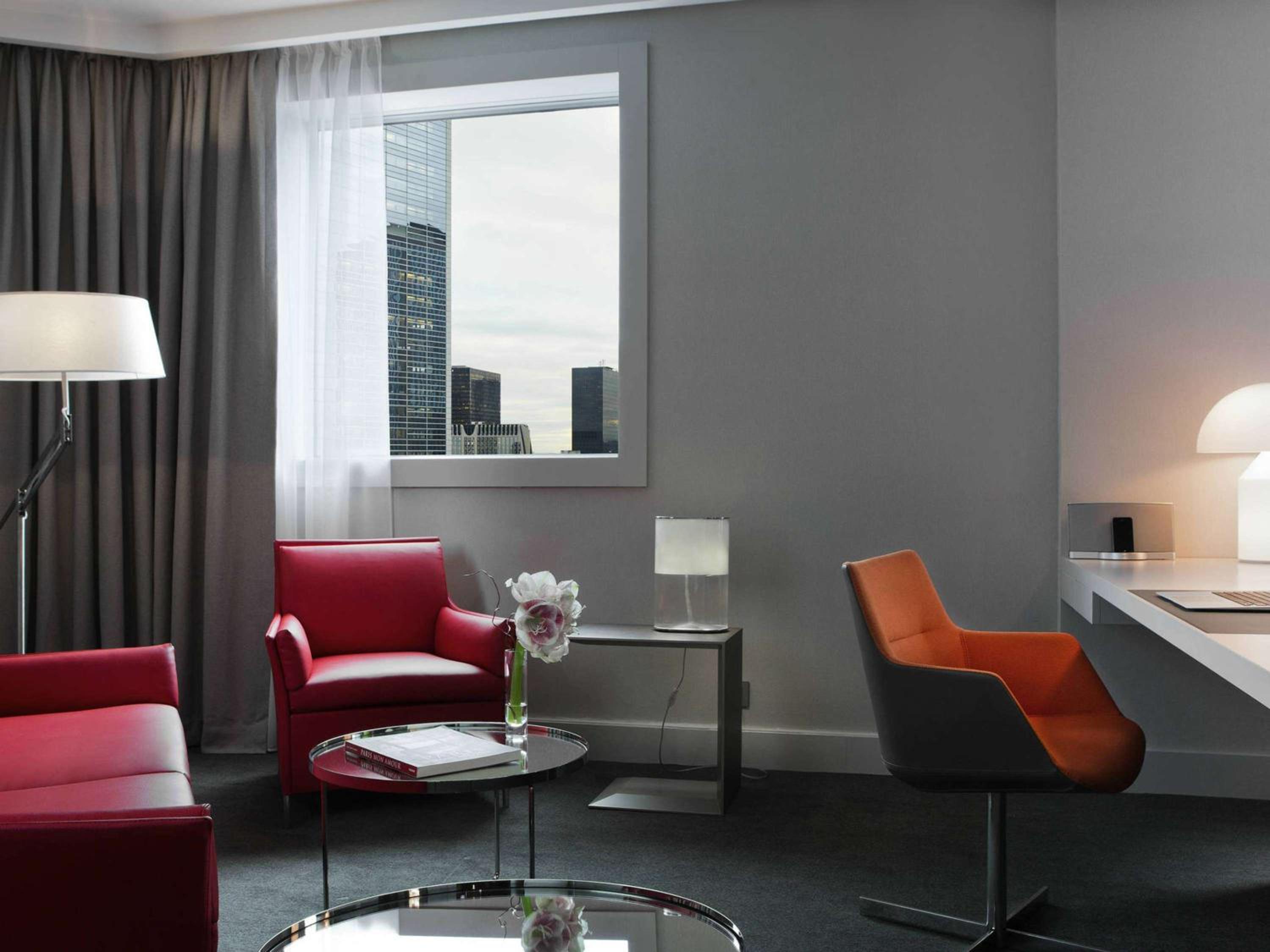 Family Suite with Panoramic View - Photo 13