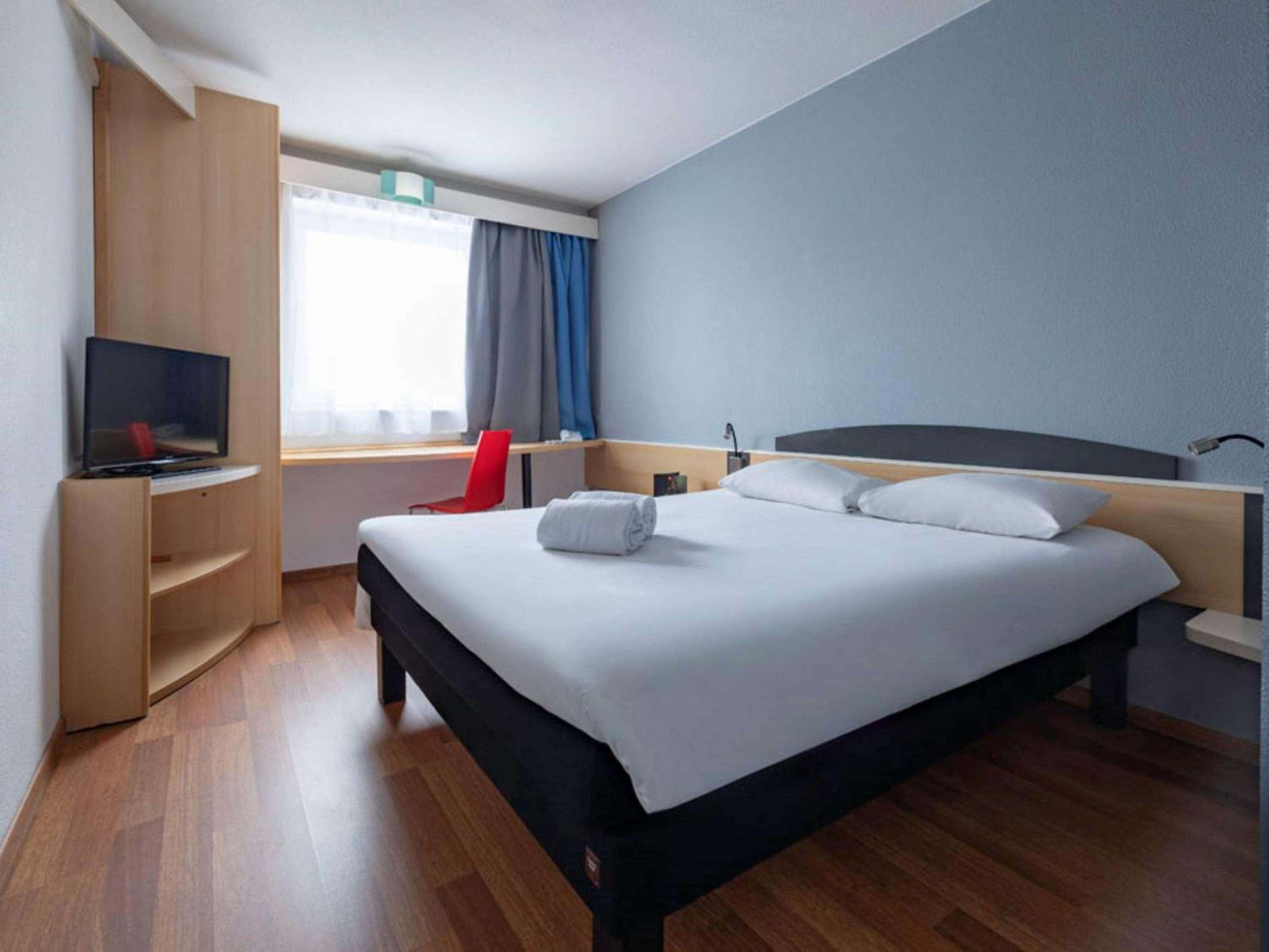 Standard Double Room - Photo 1