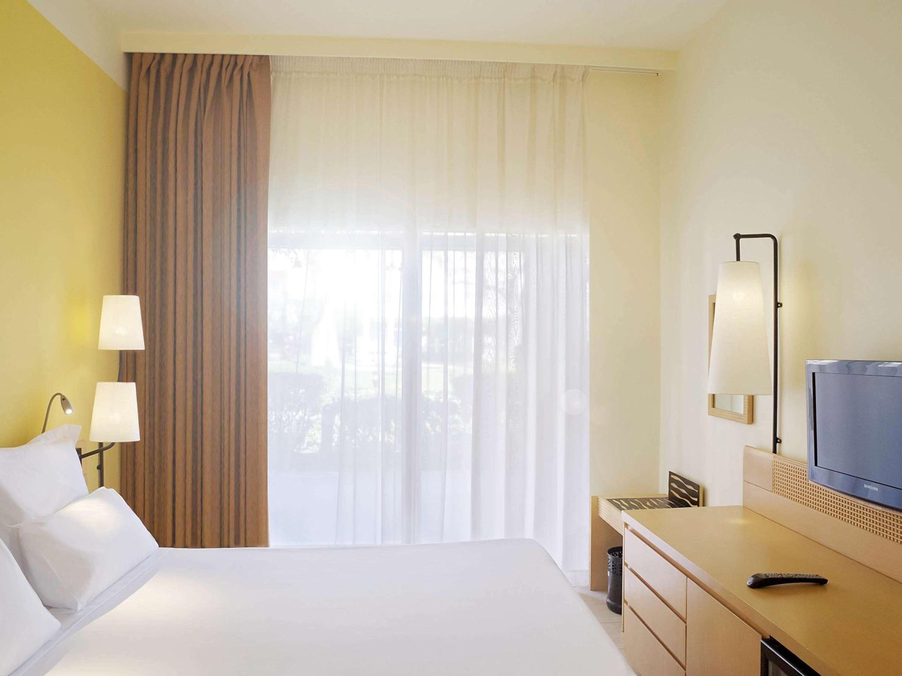Superior Double Room with Sofa