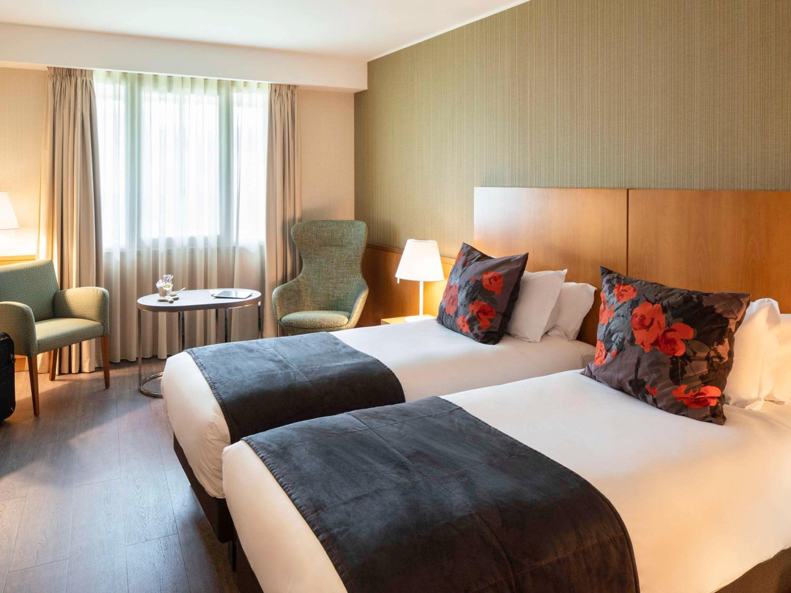 Standard Twin Room - Photo 1