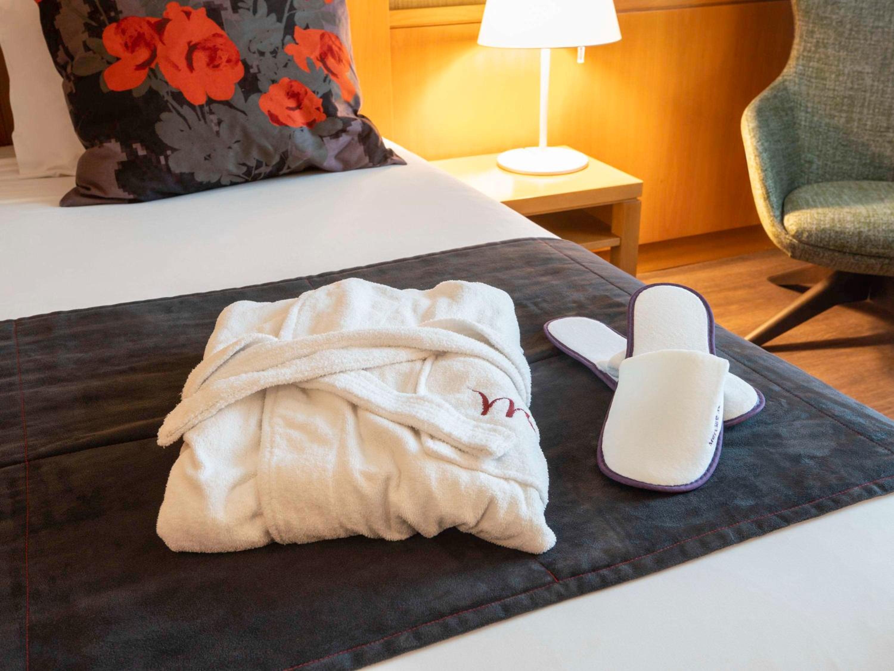 Superior Room with 1 Double Bed - Photo 3
