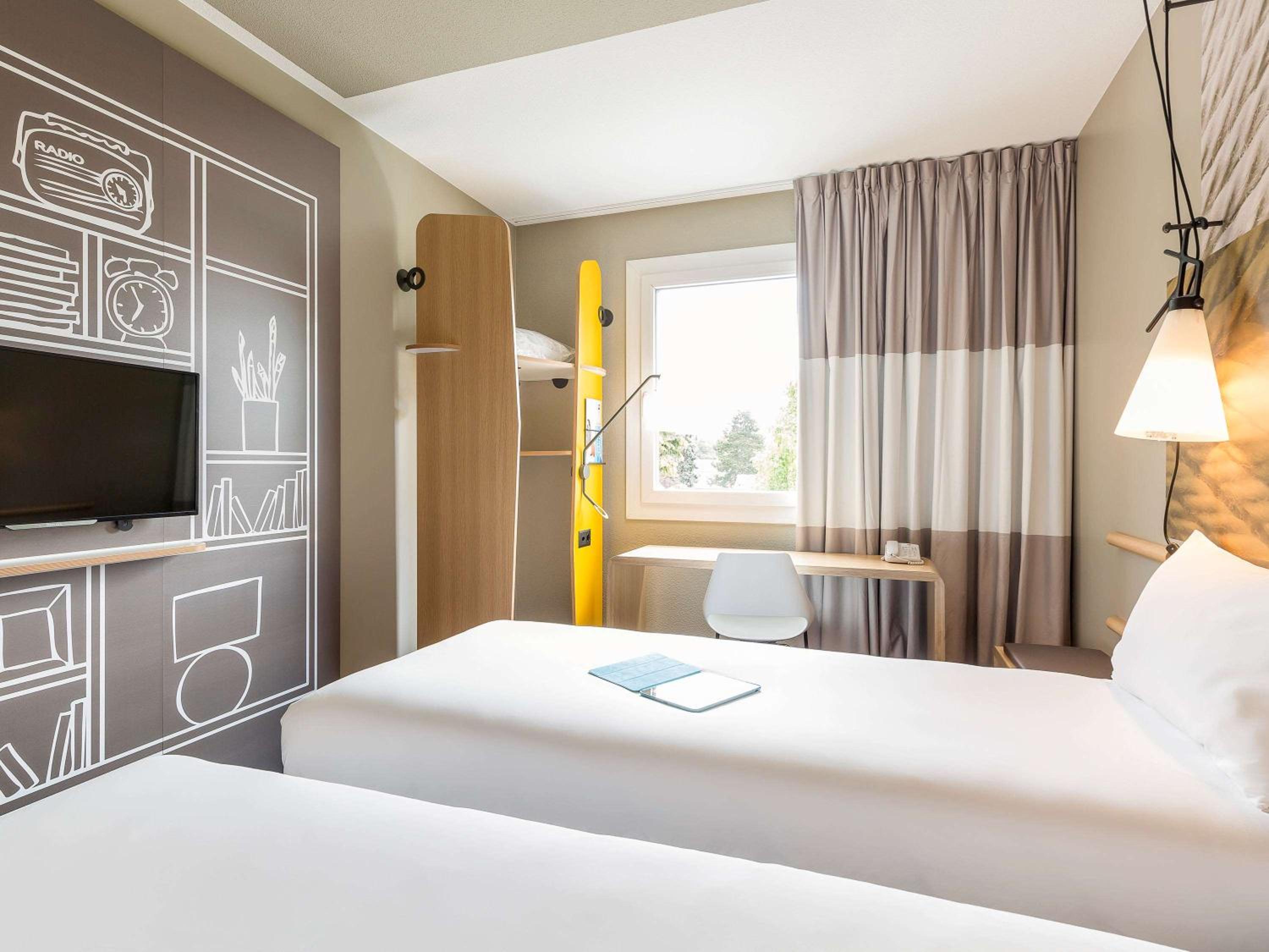 Standard Twin Room - Photo 19