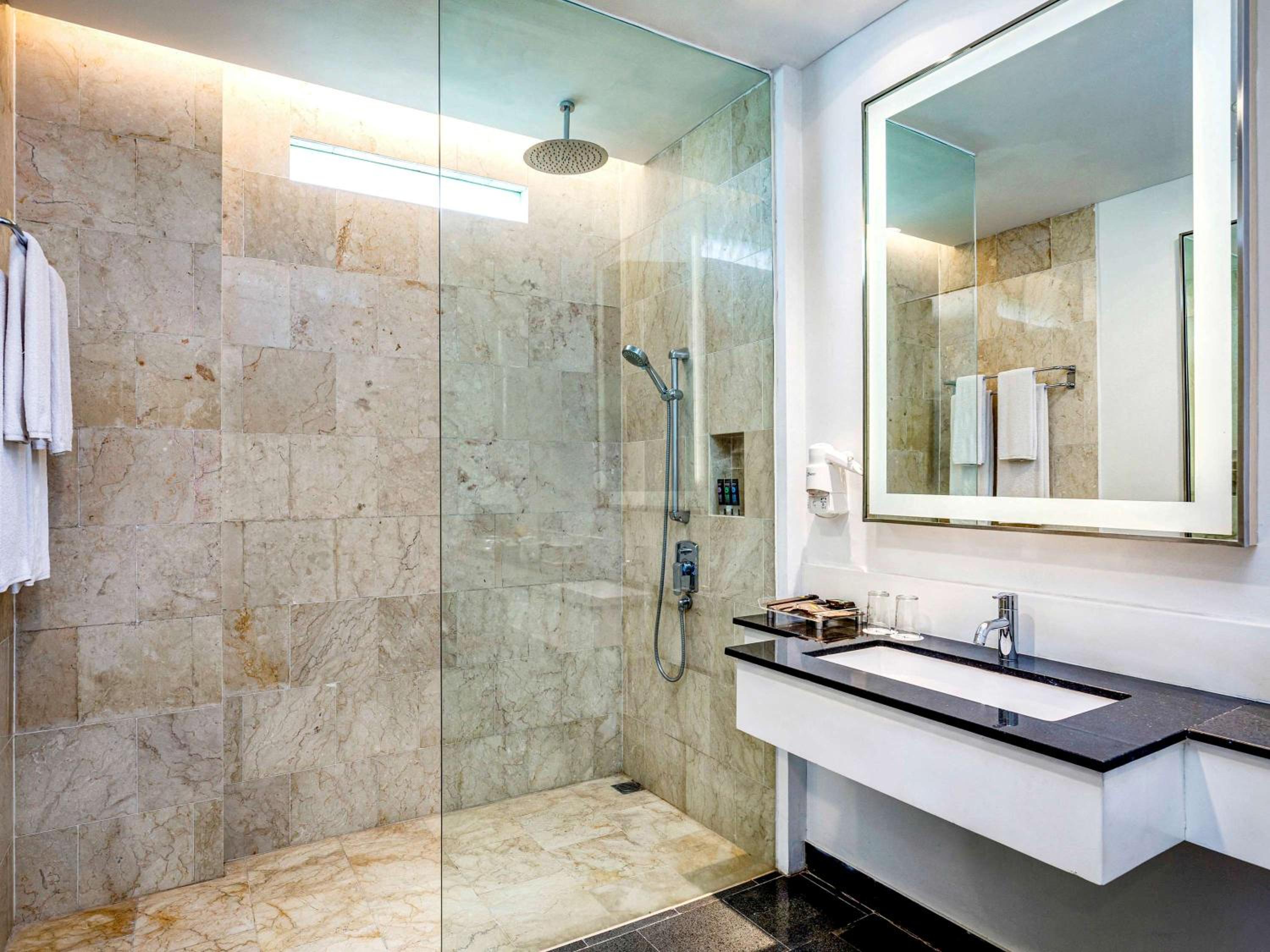 Deluxe Twin Room - Photo 2