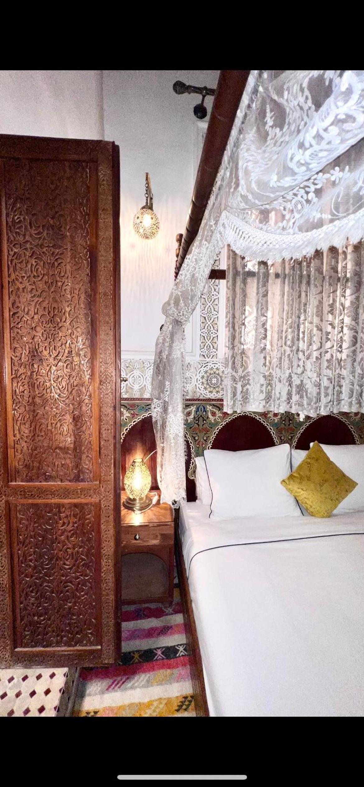 Suite with Balcony - Photo 2