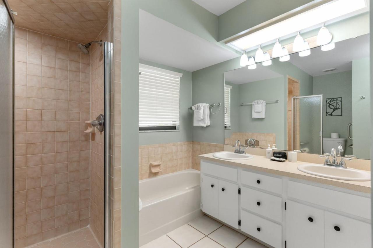 Three-Bedroom Home photo 3