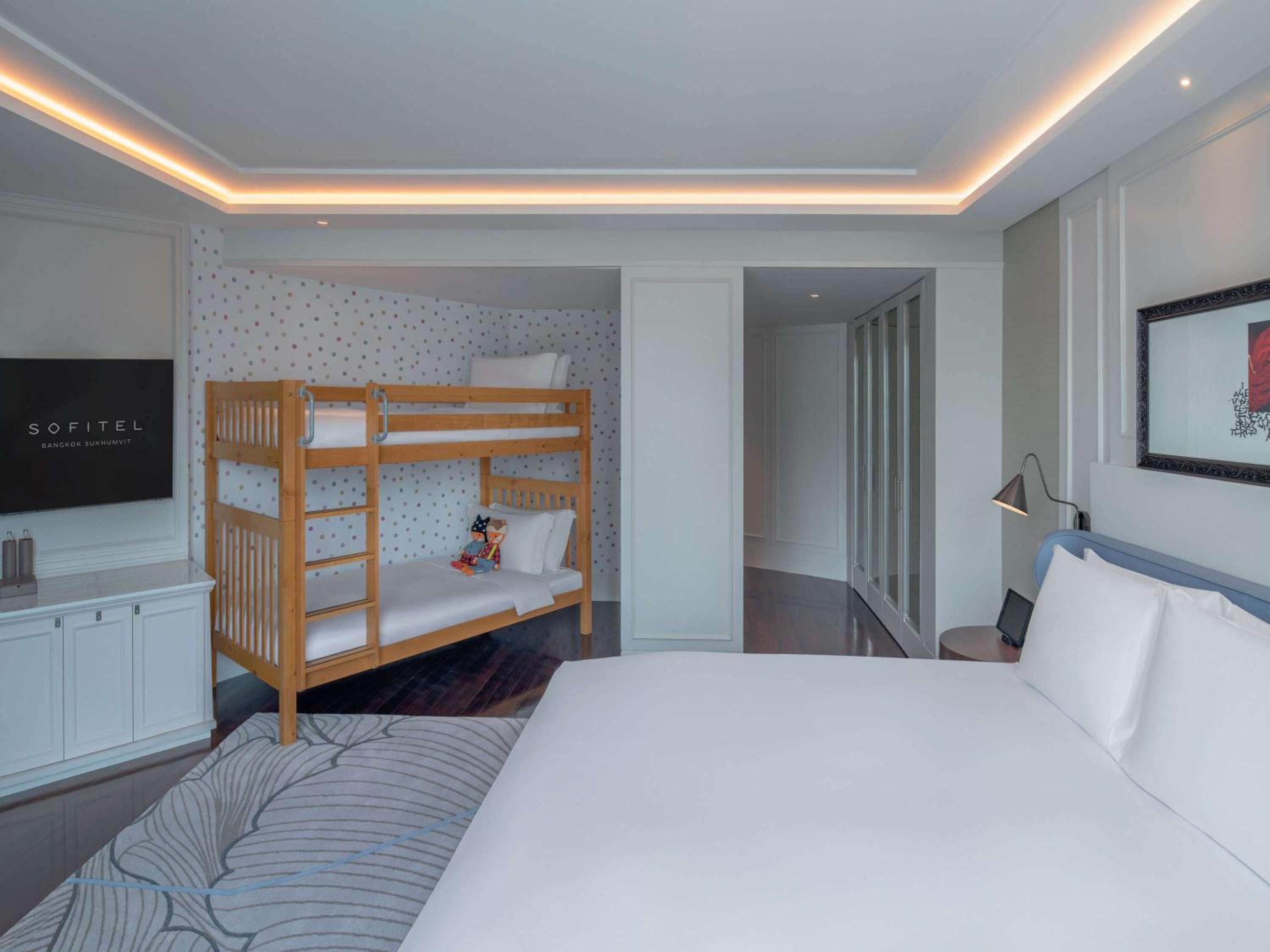Family Room with King and Bunk Bed
