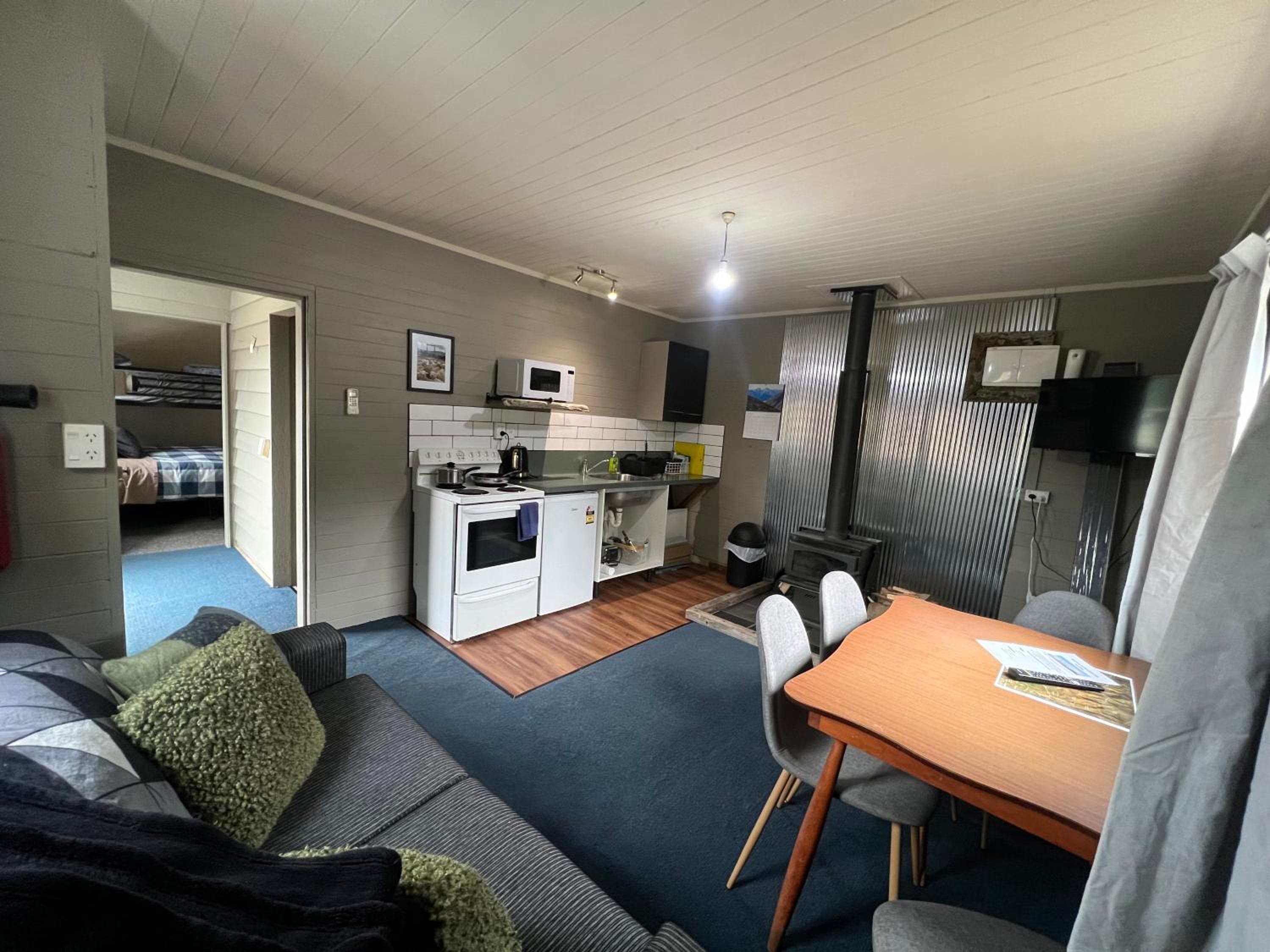 One-Bedroom House photo 1
