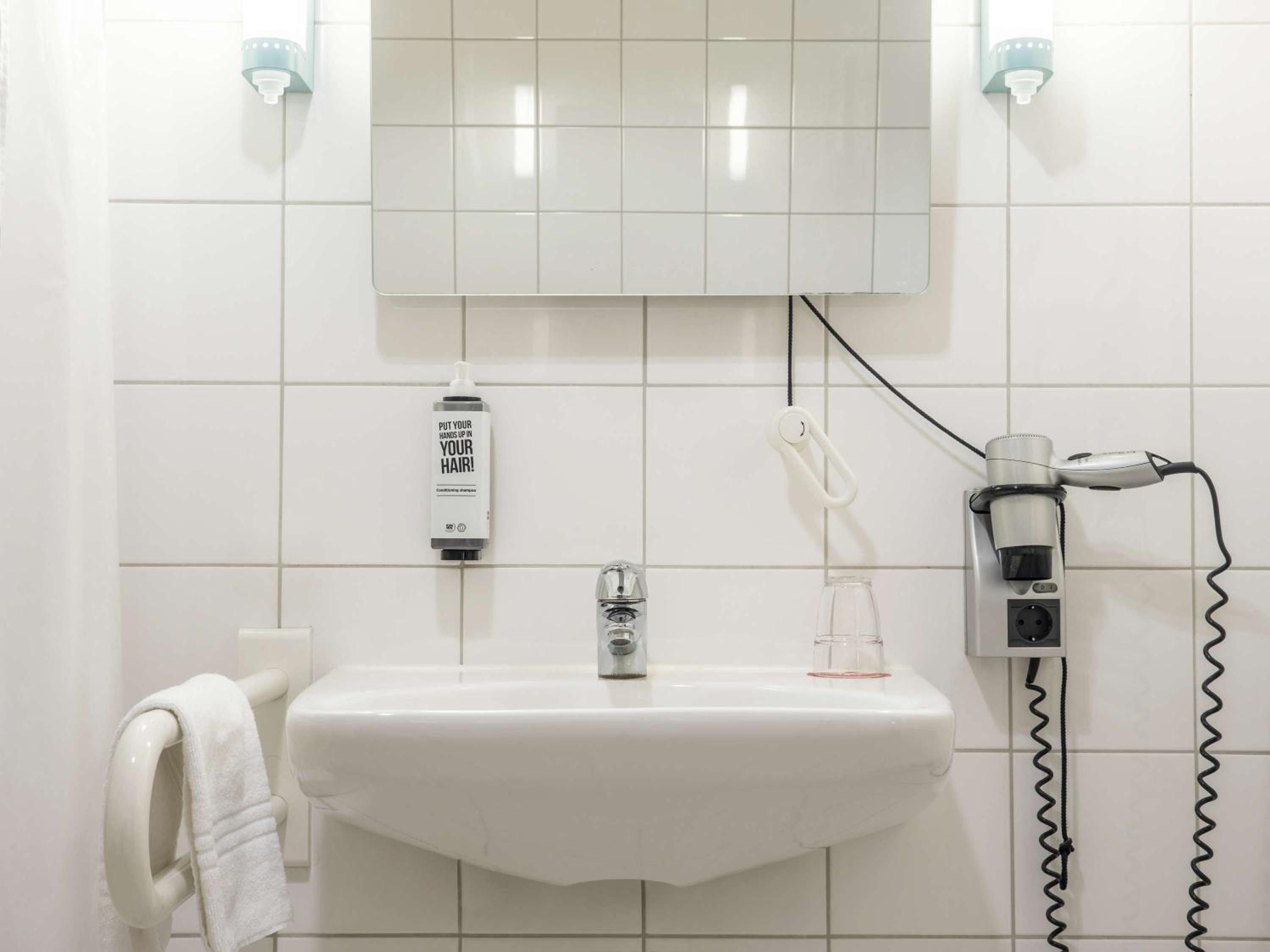 ibis Stuttgart Centrum - Photo 12