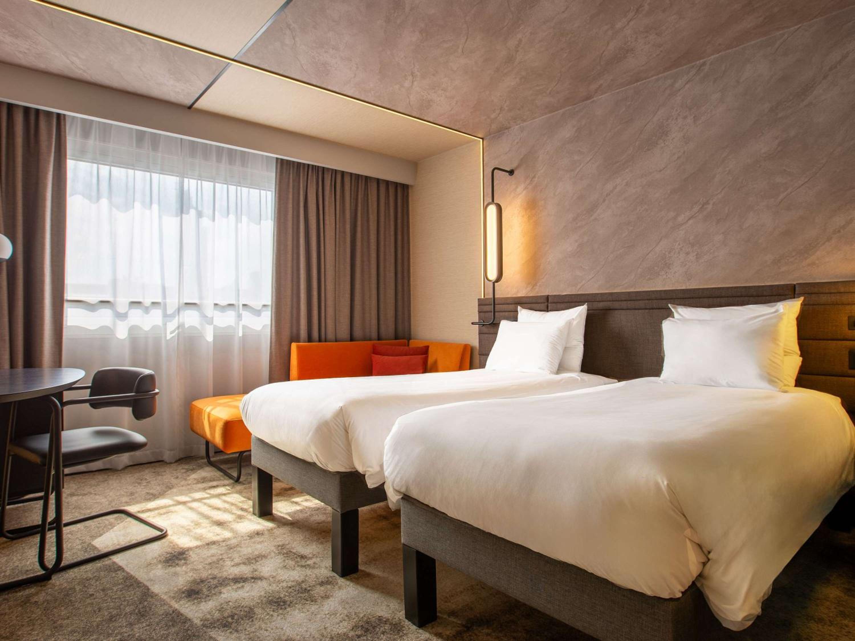 Standard Twin Room - Photo 6