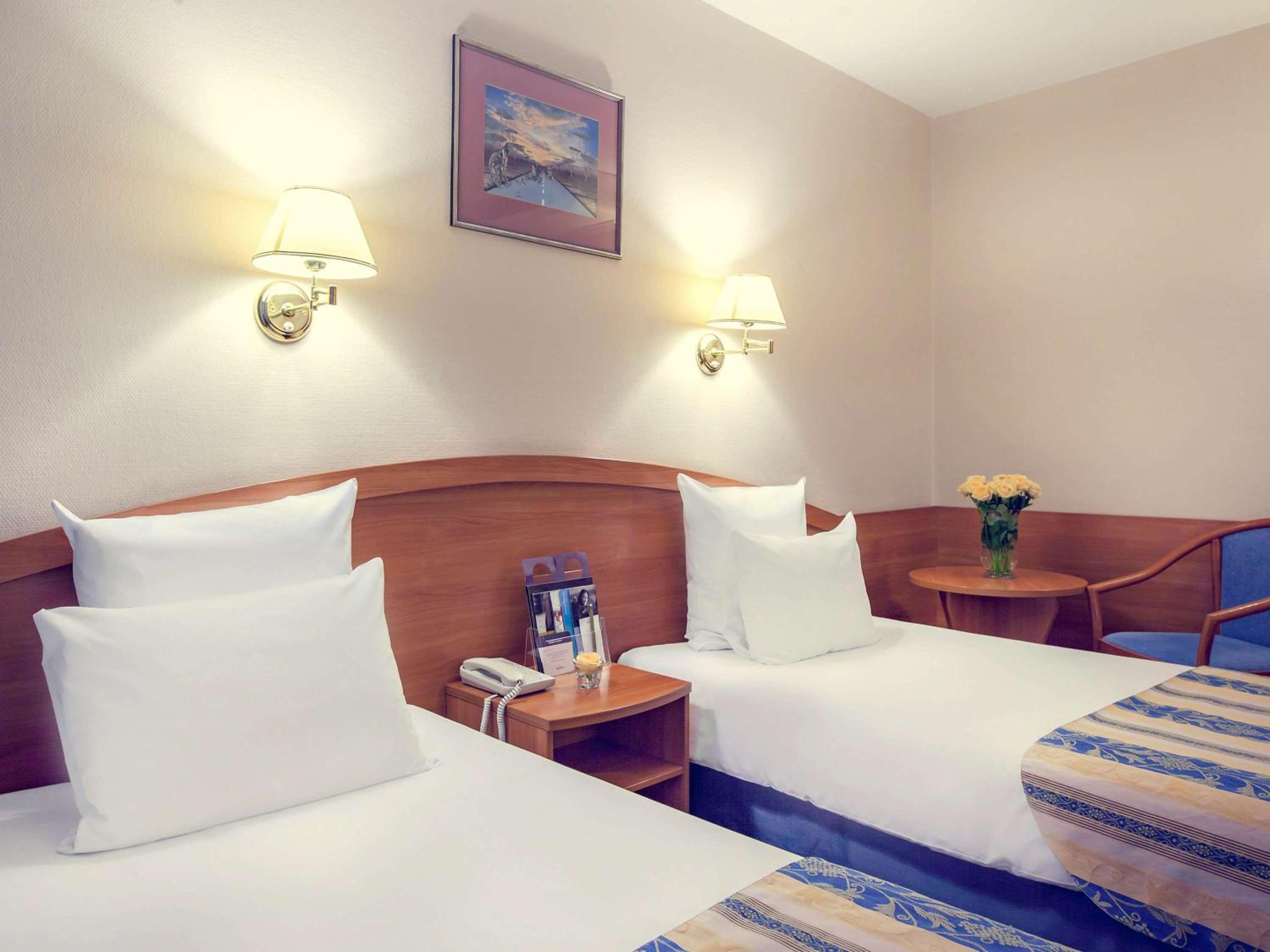 Twin Room - Photo 3
