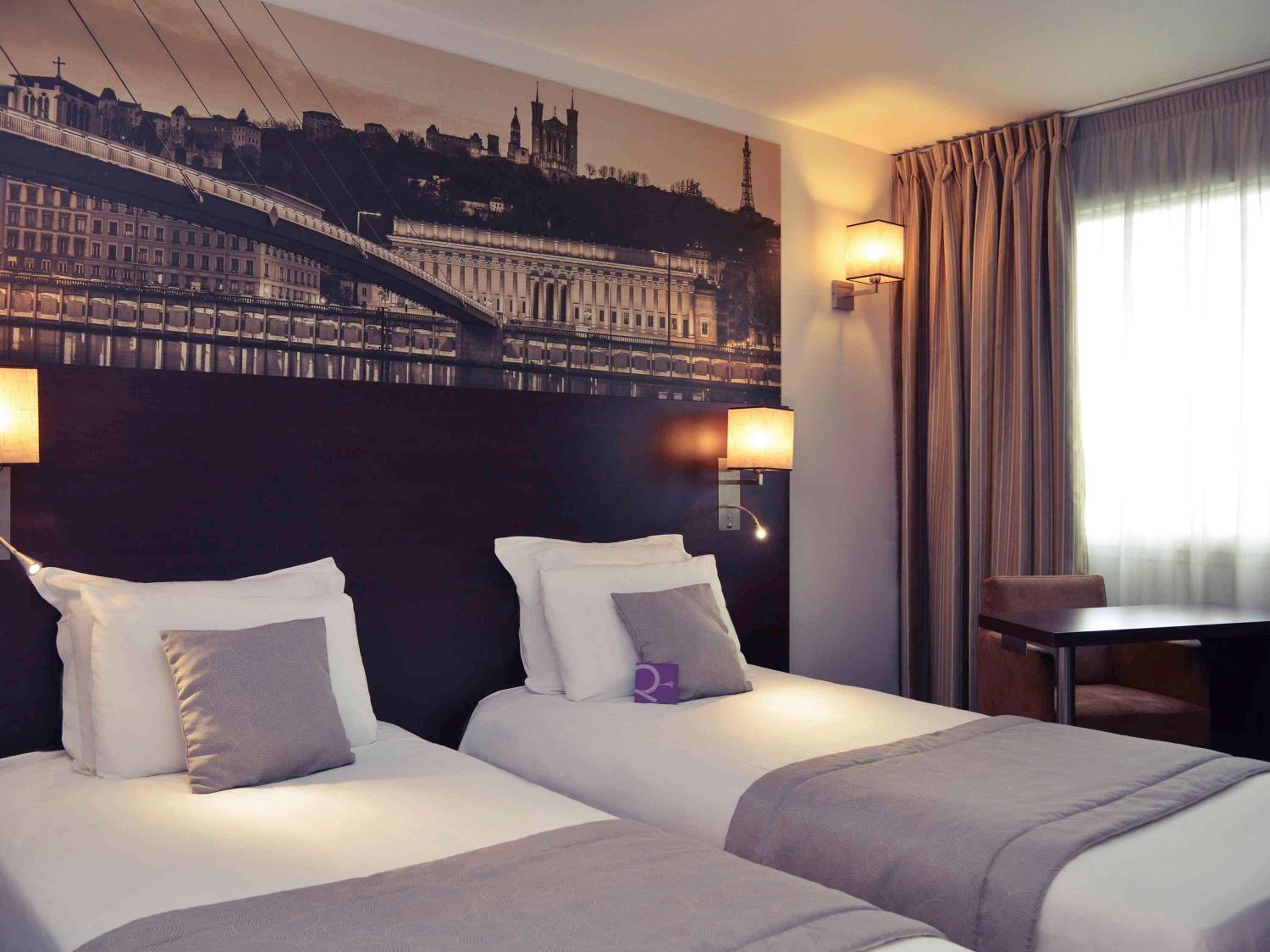 Standard Twin Room - Photo 4
