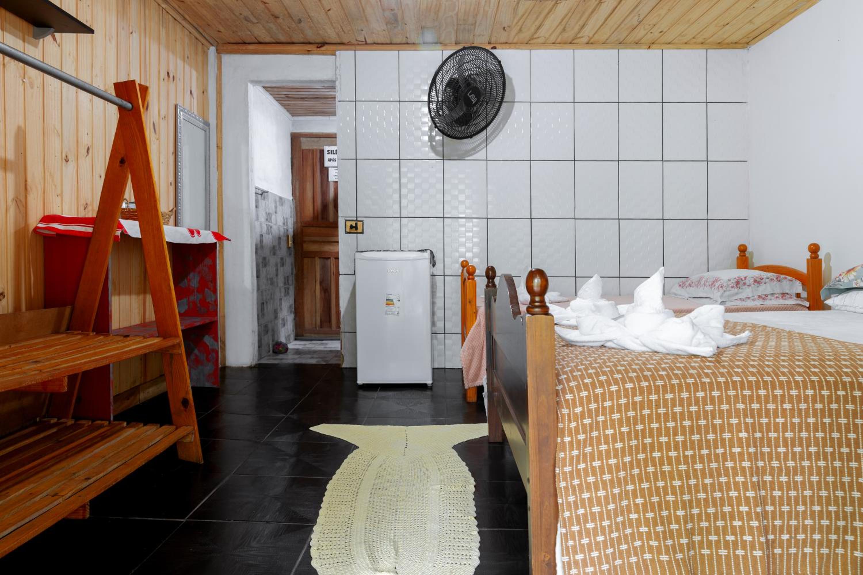 Budget Triple Room - Photo 6