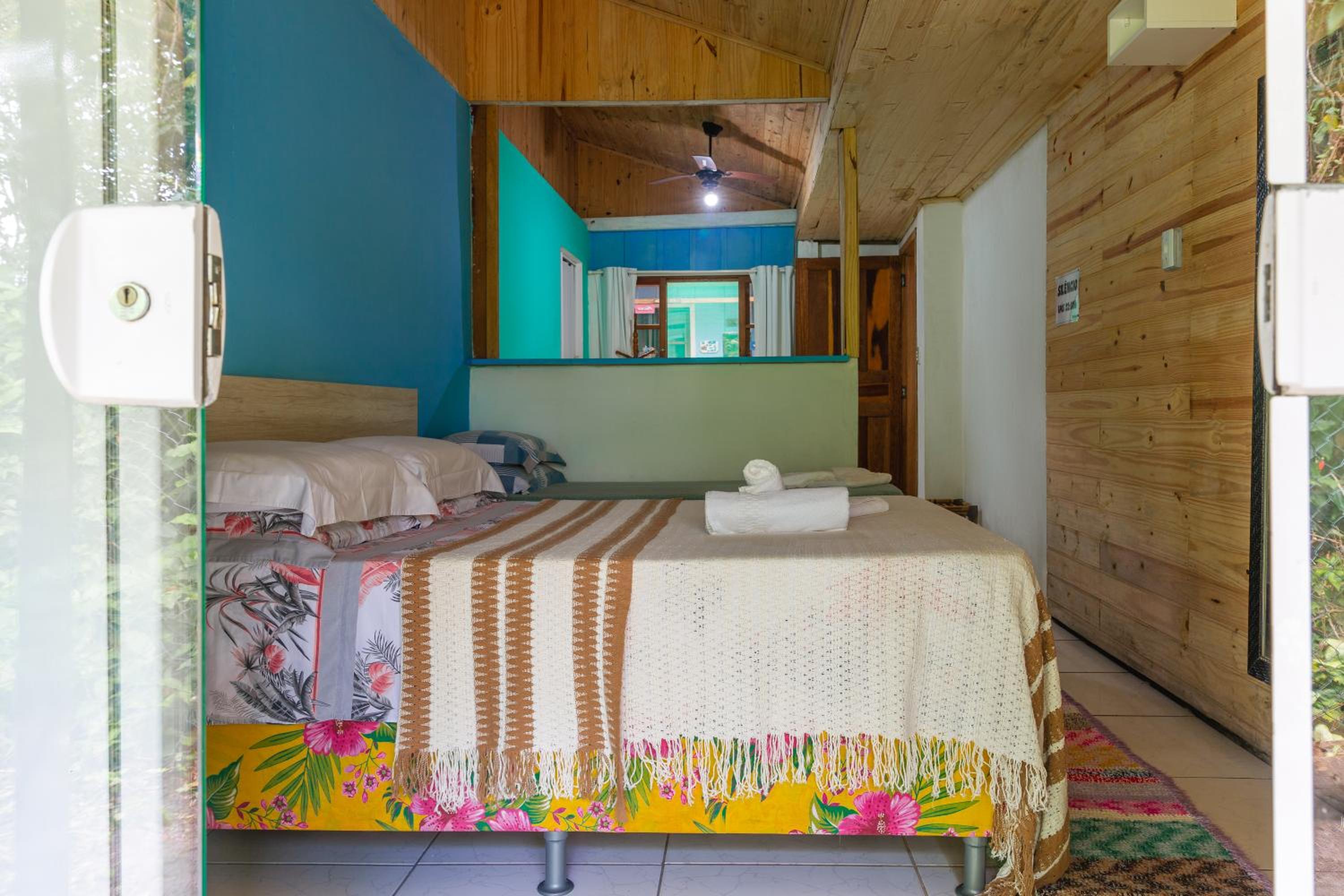 Family Room - Photo 2