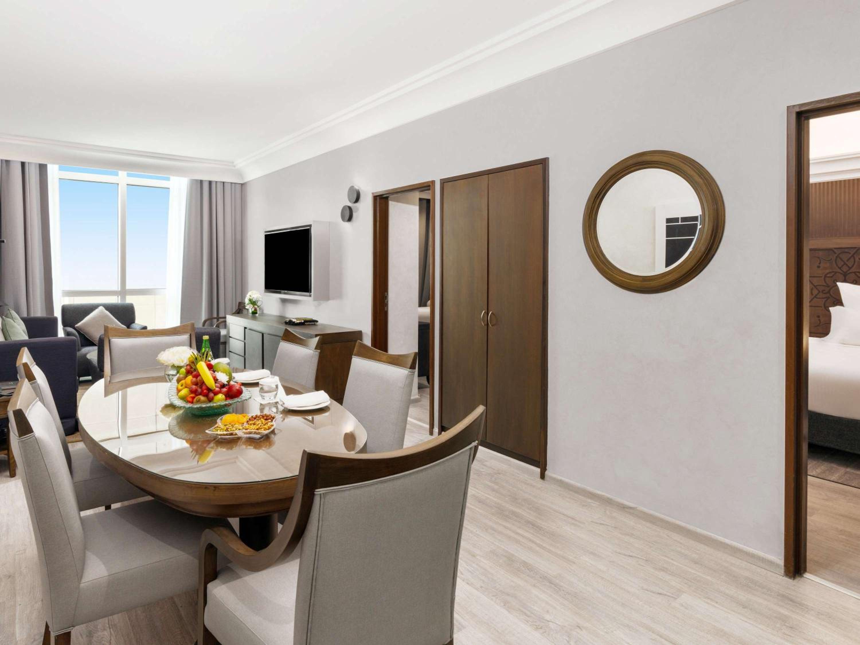 Deluxe Presidential Suite, 1 Double Size Bed, 2 Single Size Beds, Haram Courtyard View