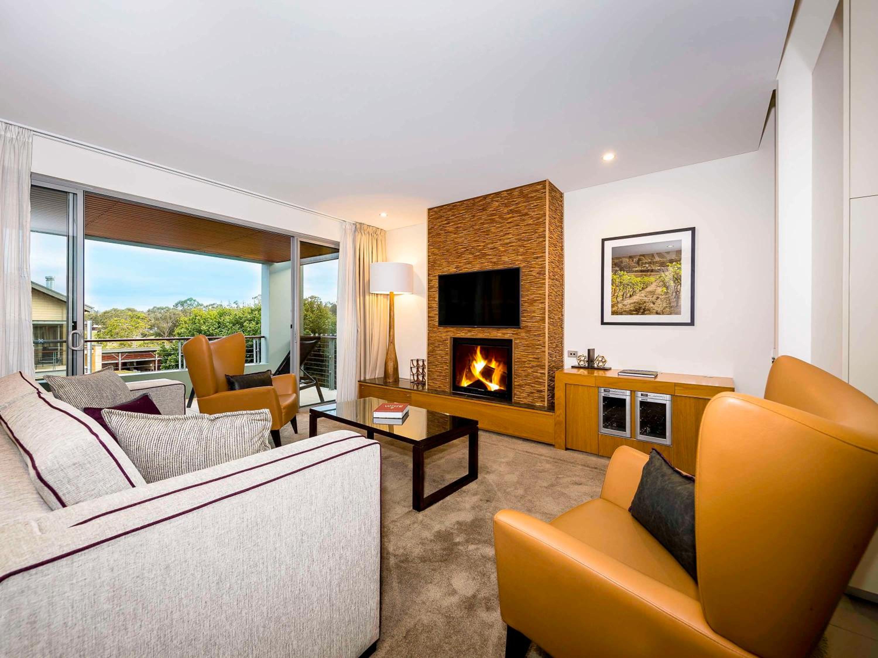 Two-Bedroom Apartment with One King and Two Single Beds