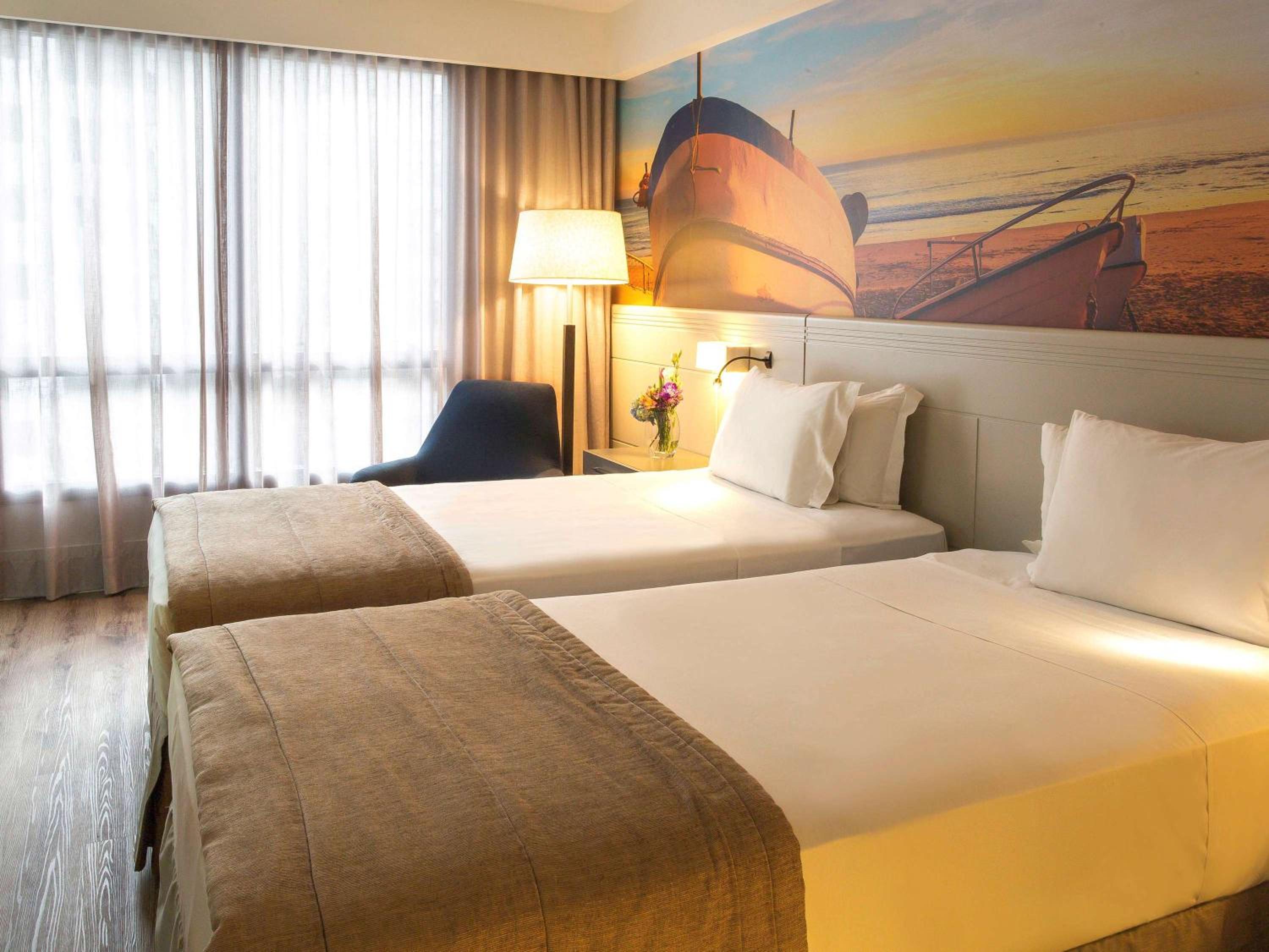 Twin Room with Two Twin Beds - Photo 1